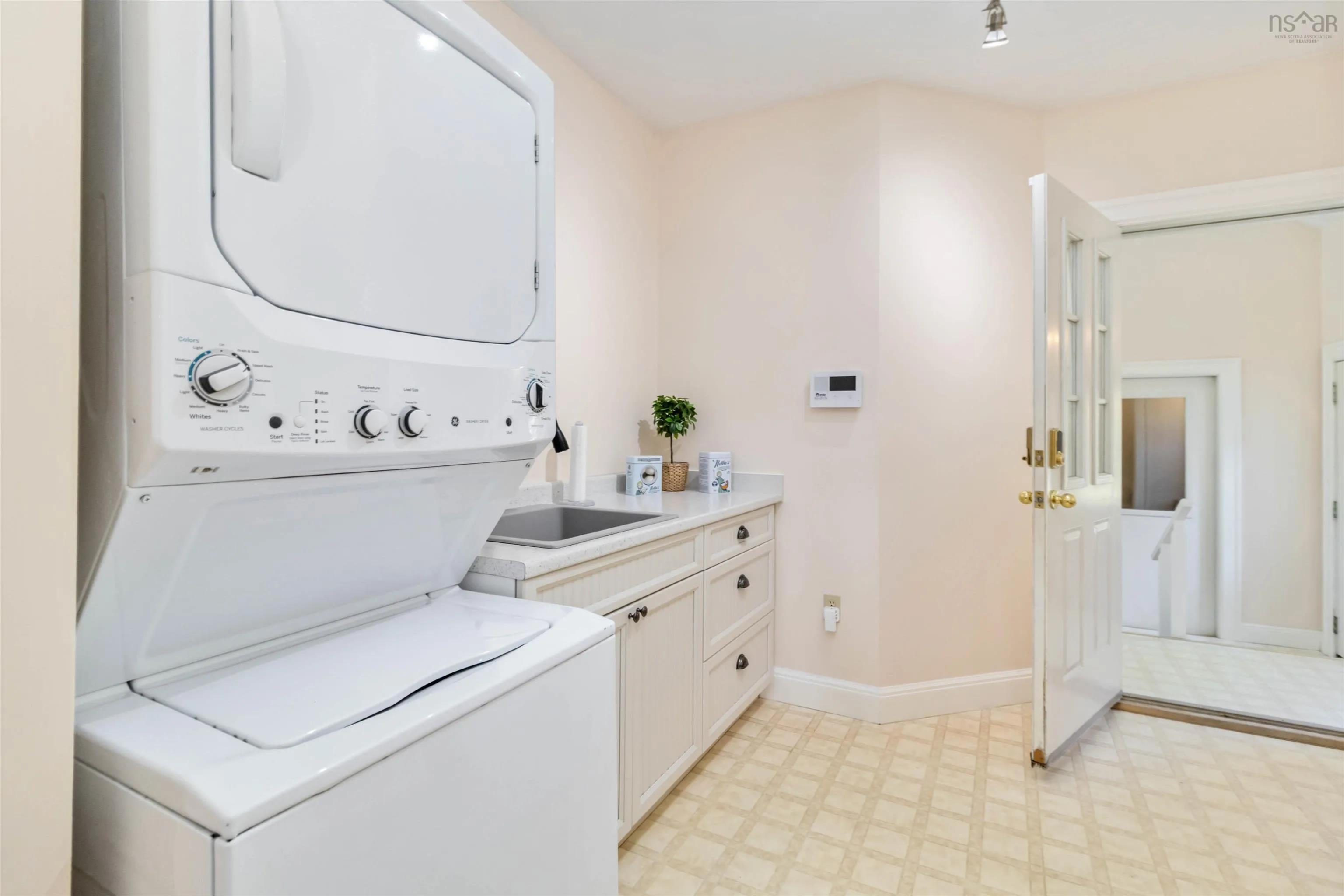 626 Sleepy Hollow Road, Oakland, NS B0J 2E0, 3 Bedrooms Bedrooms, ,3 BathroomsBathrooms,Residential,For Sale,Sleepy Hollow,202522352
