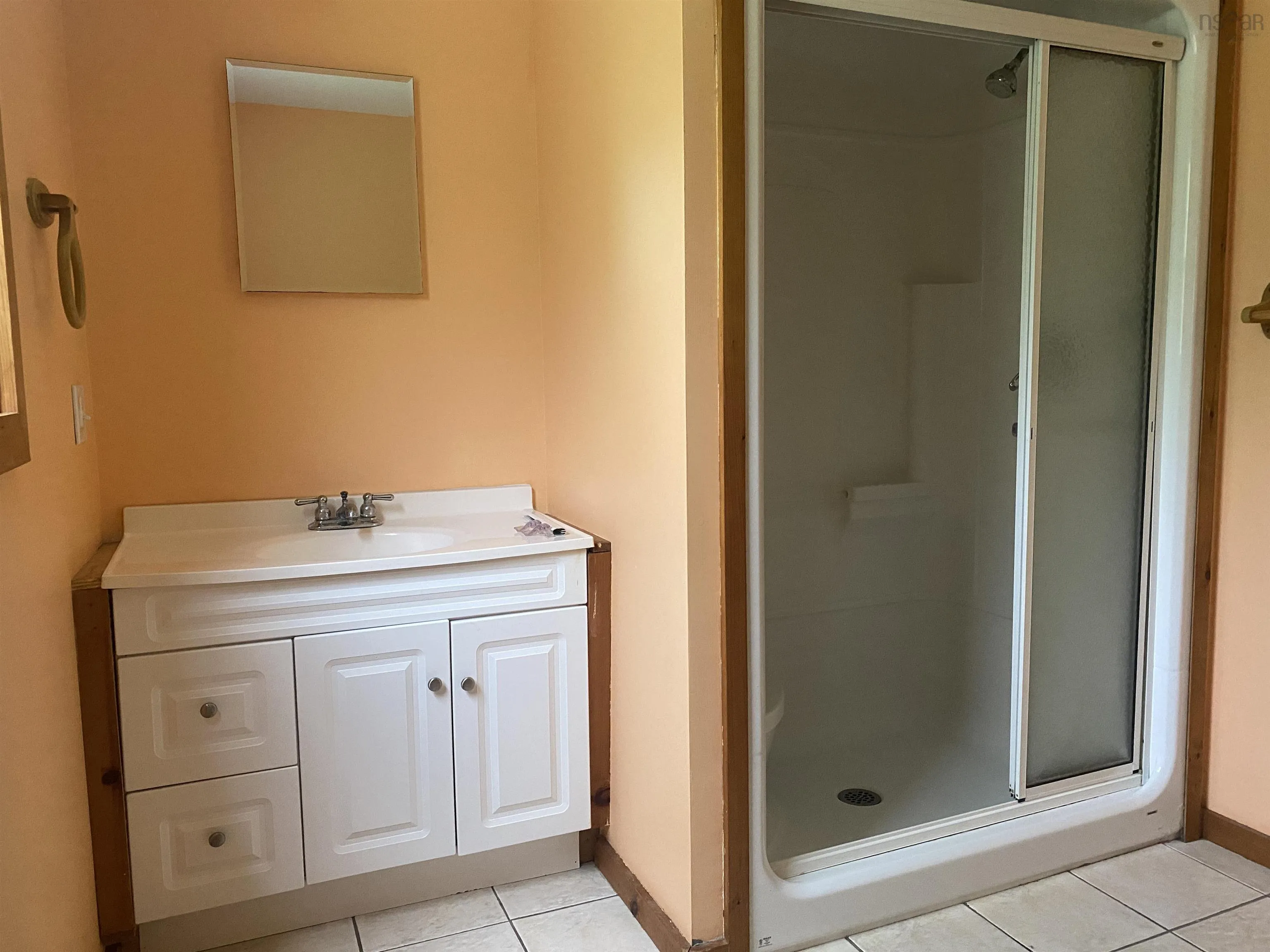 137 Bells Point Road, Port Mouton, NS B0T 1T0, 5 Bedrooms Bedrooms, ,2 BathroomsBathrooms,Residential,For Sale,Bells Point,202517369