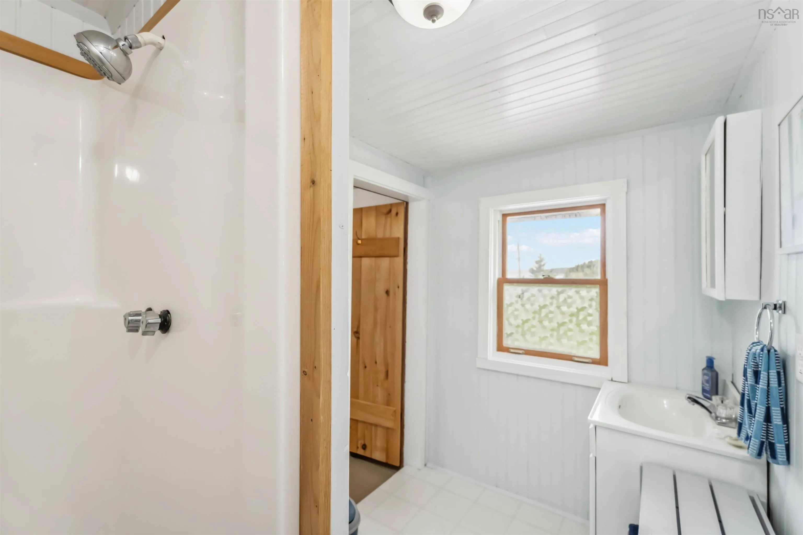4653 Black Rock Road, Canada Creek, NS B0P 1V0, 4 Bedrooms Bedrooms, ,1 BathroomBathrooms,Residential,For Sale,Black Rock Road,202511523