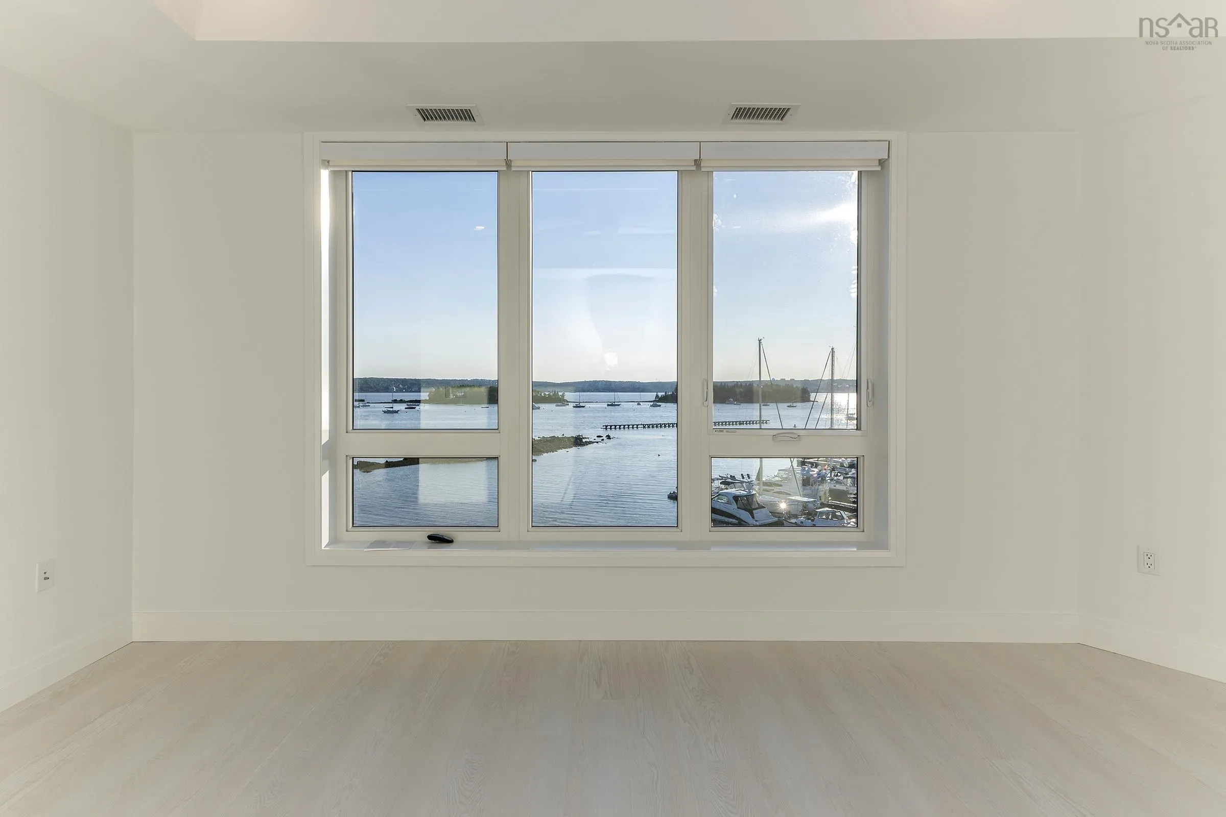 5 Coveview Walk, Dartmouth, NS B3B 0P9, 3 Bedrooms Bedrooms, ,3 BathroomsBathrooms,Residential,For Sale,Coveview,202512568