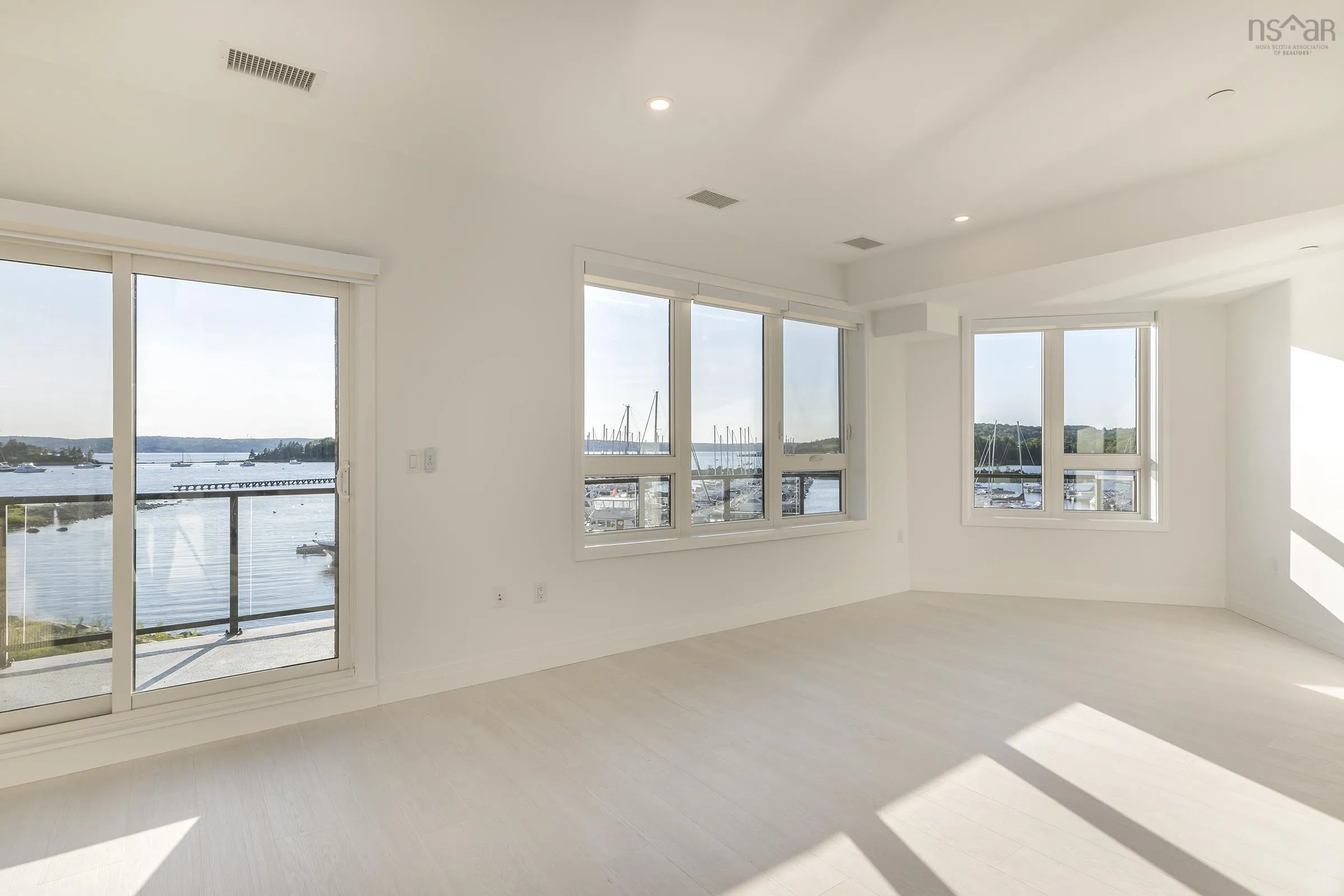 5 Coveview Walk, Dartmouth, NS B3B 0P9, 3 Bedrooms Bedrooms, ,3 BathroomsBathrooms,Residential,For Sale,Coveview,202512568