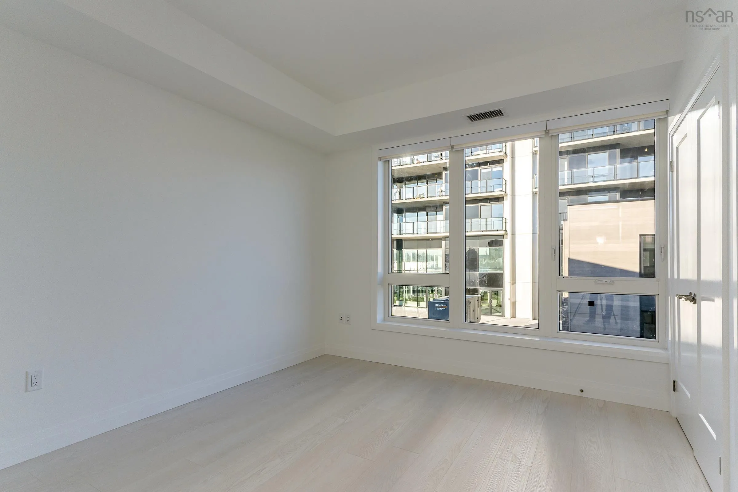5 Coveview Walk, Dartmouth, NS B3B 0P9, 3 Bedrooms Bedrooms, ,3 BathroomsBathrooms,Residential,For Sale,Coveview,202512568