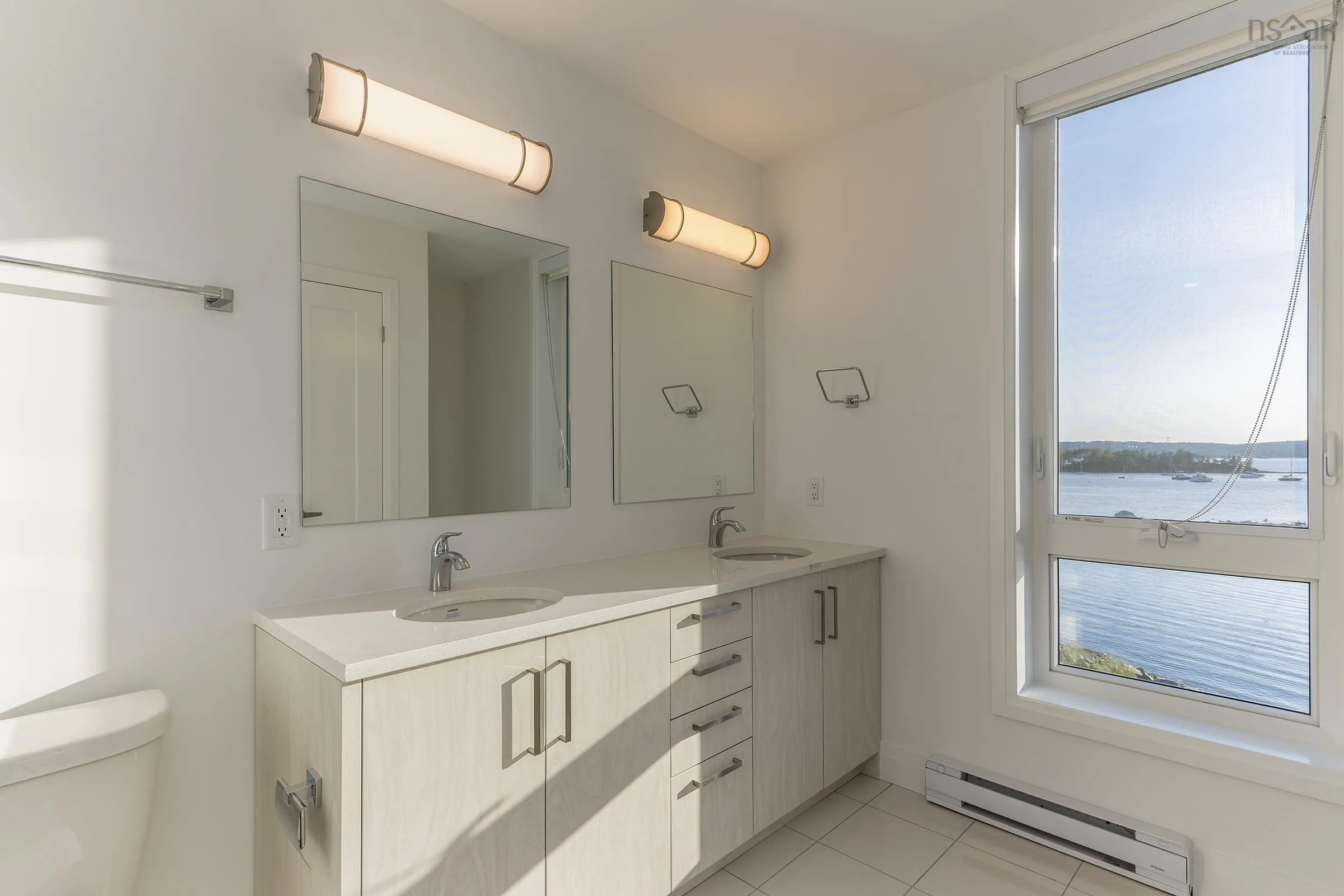 5 Coveview Walk, Dartmouth, NS B3B 0P9, 3 Bedrooms Bedrooms, ,3 BathroomsBathrooms,Residential,For Sale,Coveview,202512568