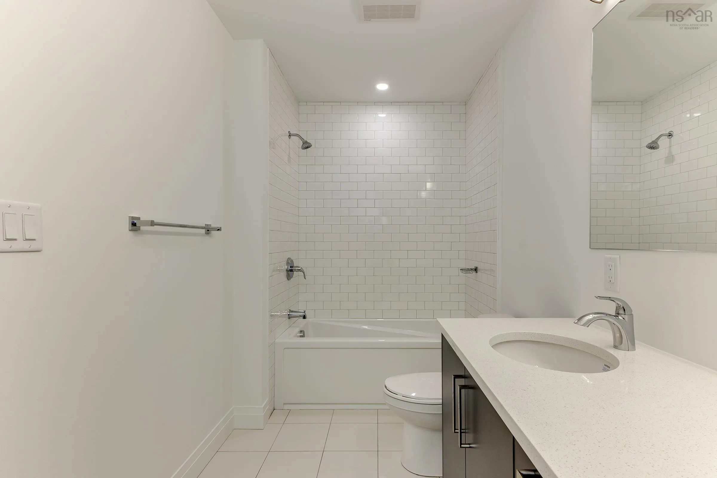 5 Coveview Walk, Dartmouth, NS B3B 0P9, 3 Bedrooms Bedrooms, ,3 BathroomsBathrooms,Residential,For Sale,Coveview,202512568