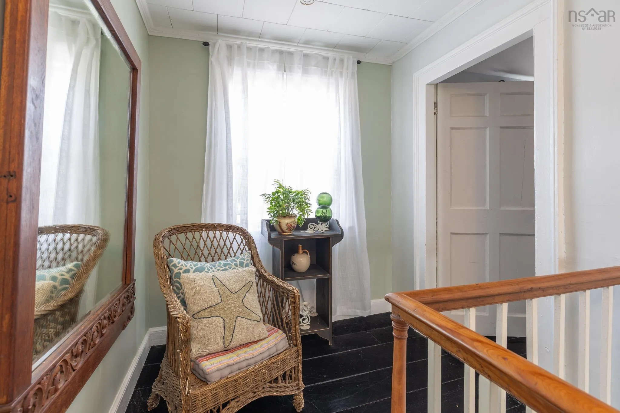 4 Market Street, Yarmouth, NS B5A 4R5, 6 Bedrooms Bedrooms, ,4 BathroomsBathrooms,Residential,For Sale,Market,202521347