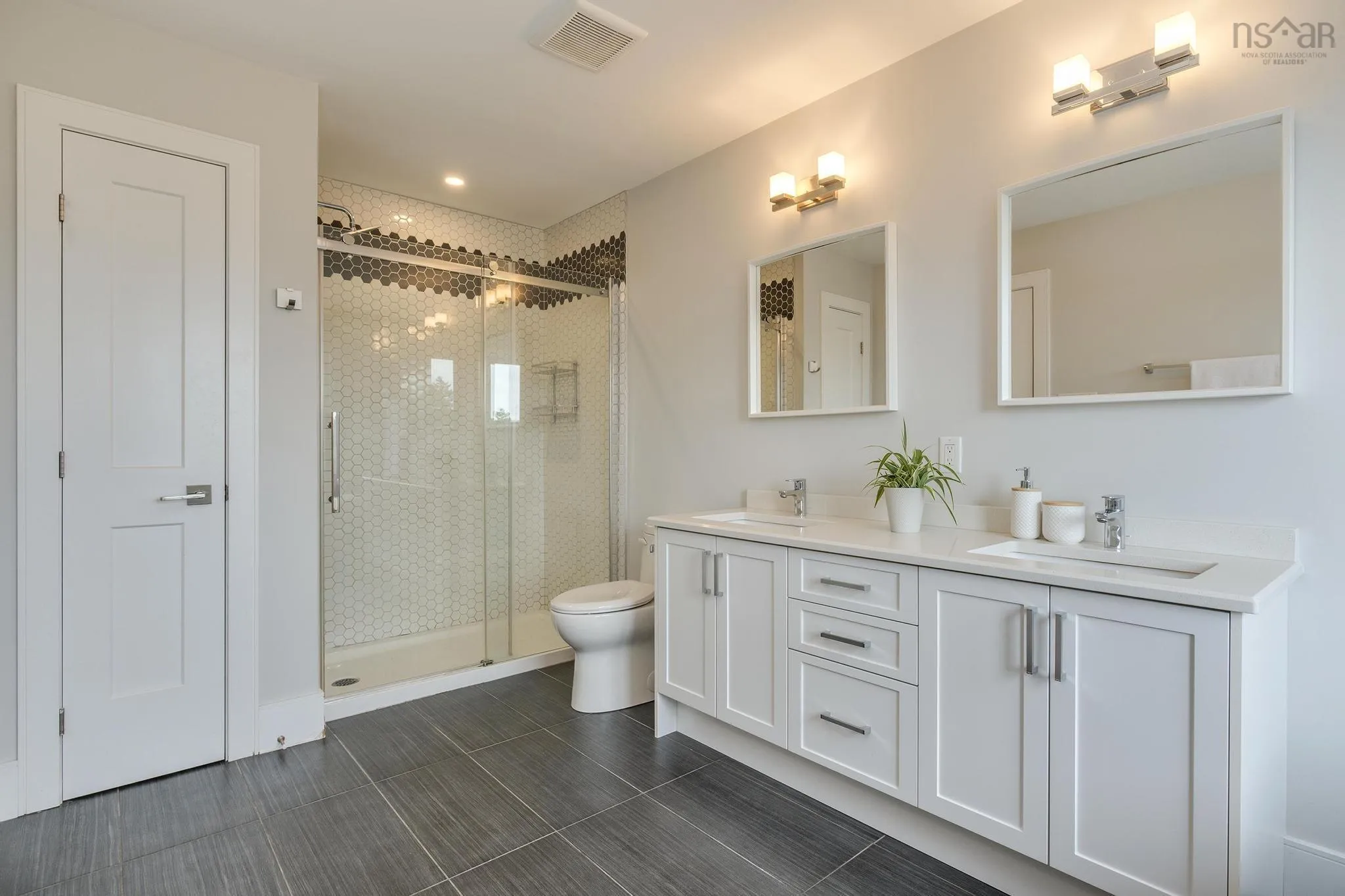 65 Bramwell Court, Bedford, NS B4B 0W2, 4 Bedrooms Bedrooms, ,4 BathroomsBathrooms,Residential,For Sale,Bramwell,202522322