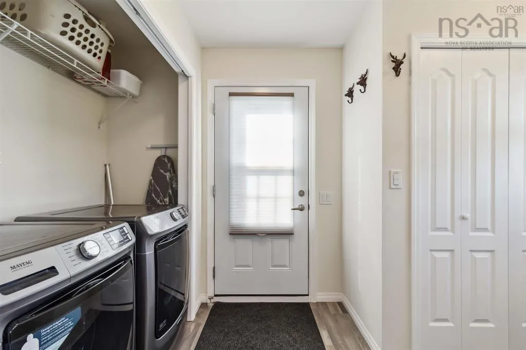 42 West Jeddore Road, Jeddore, NS B0J 1P0, 2 Bedrooms Bedrooms, ,2 BathroomsBathrooms,Residential,For Sale,West Jeddore,202513533