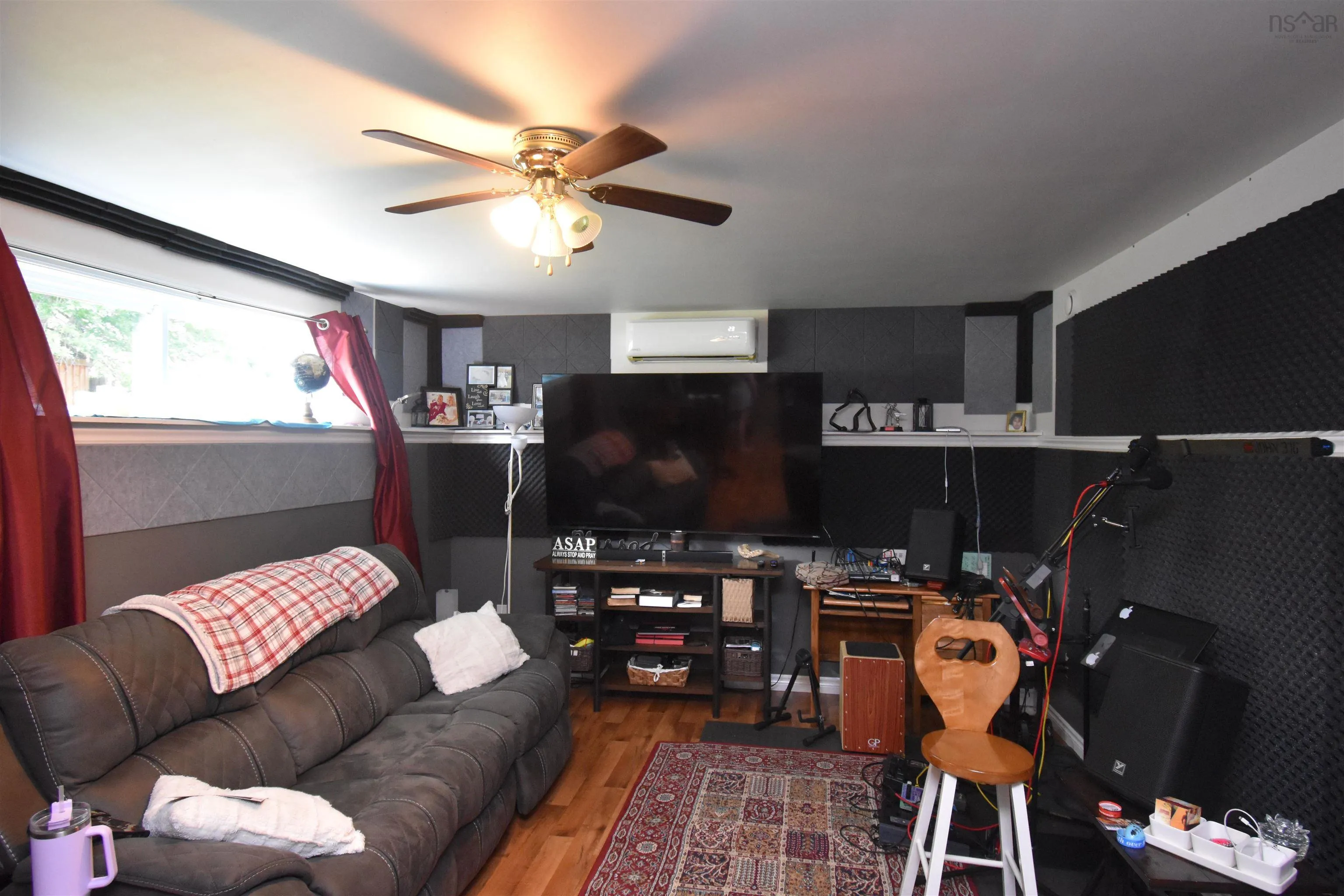 25 Cook Street, Truro, NS B2N 2E4, 4 Bedrooms Bedrooms, ,Residential Income,For Sale,Cook,202519038