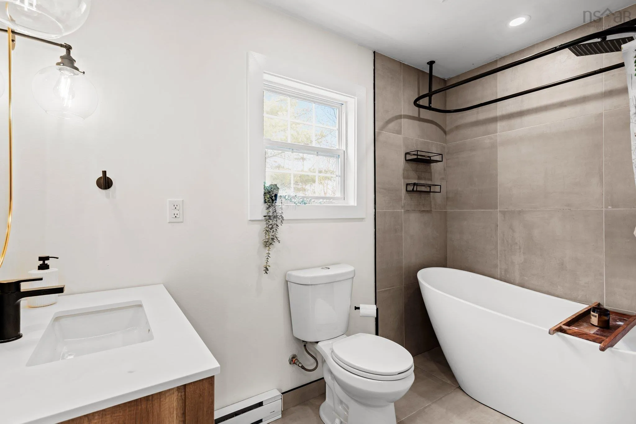 1308 Highway 2 Highway, Lantz Ns B2s 1y8, 3 Bedrooms Bedrooms, ,1 BathroomBathrooms,Residential,For Sale,Highway 2,202509318