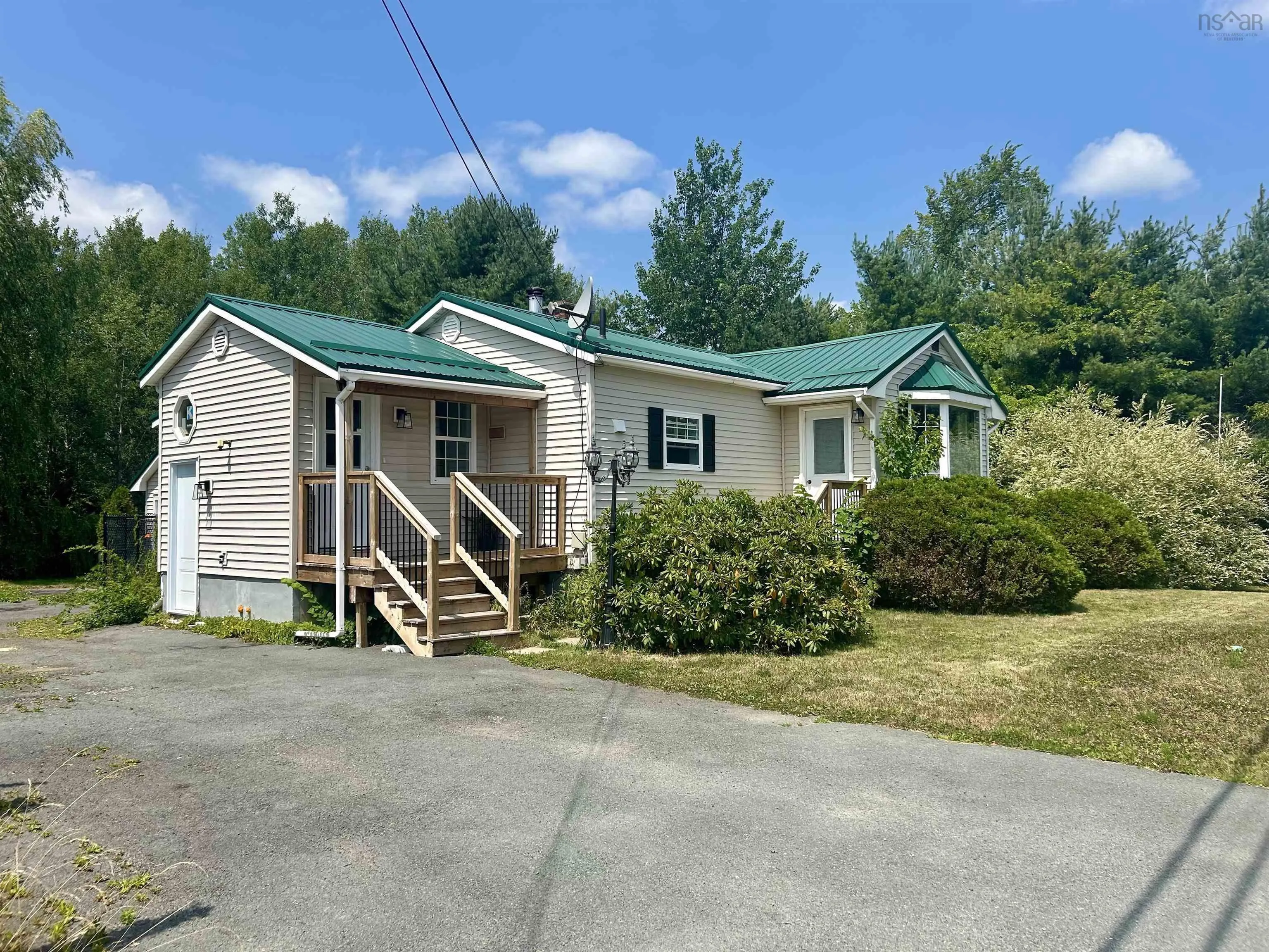 1308 Highway 2 Highway, Lantz Ns B2s 1y8, 3 Bedrooms Bedrooms, ,1 BathroomBathrooms,Residential,For Sale,Highway 2,202509318