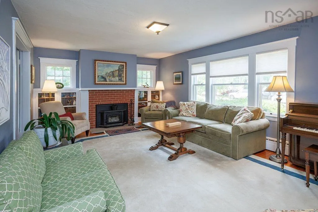 68 School Street, Annapolis Royal, NS B0S 1A0, 3 Bedrooms Bedrooms, ,2 BathroomsBathrooms,Residential,For Sale,School,202522380
