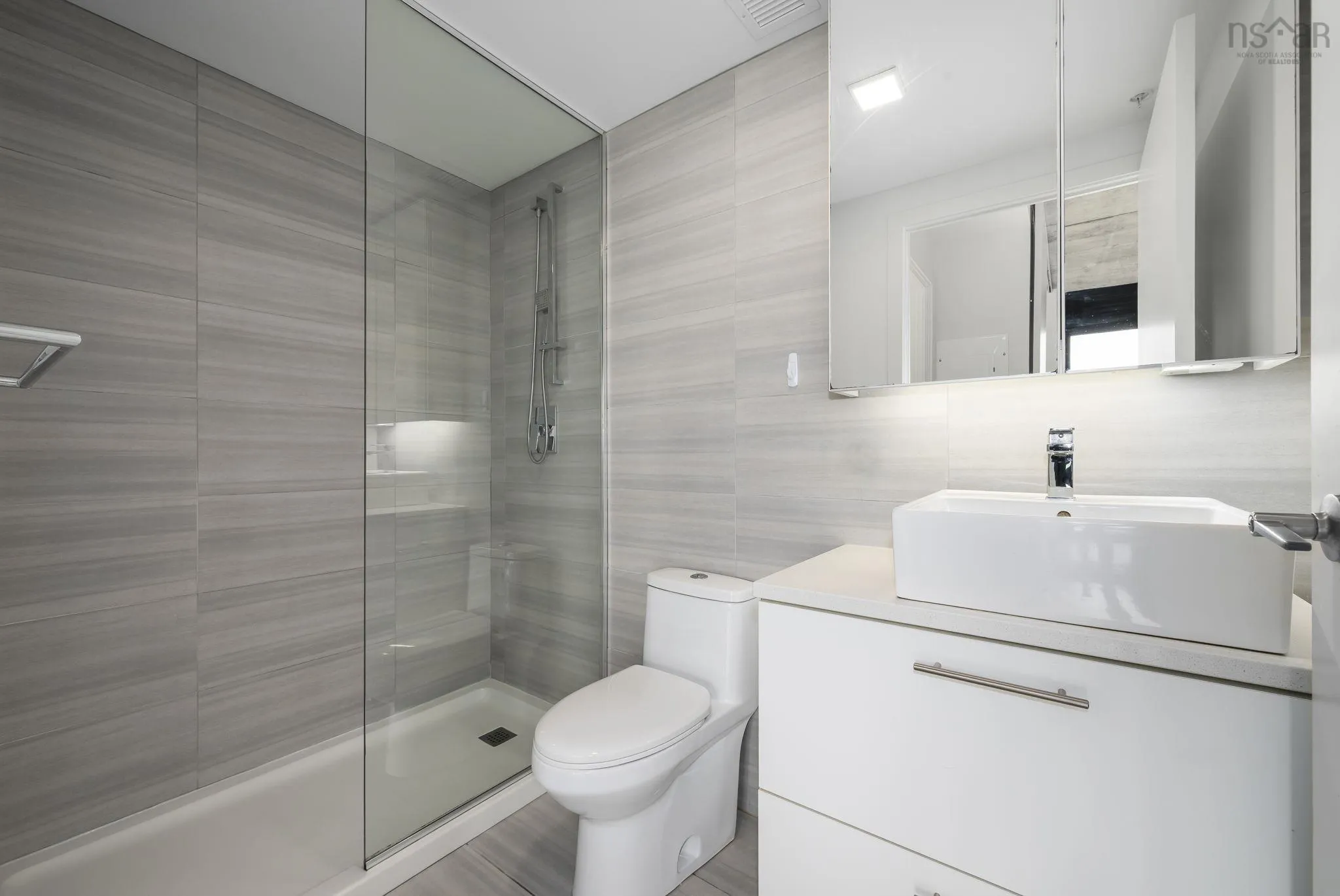614-1048 Wellington Street, Halifax, NS B3H 2Z8, 2 Bedrooms Bedrooms, ,2 BathroomsBathrooms,Residential,For Sale,Wellington,202523055