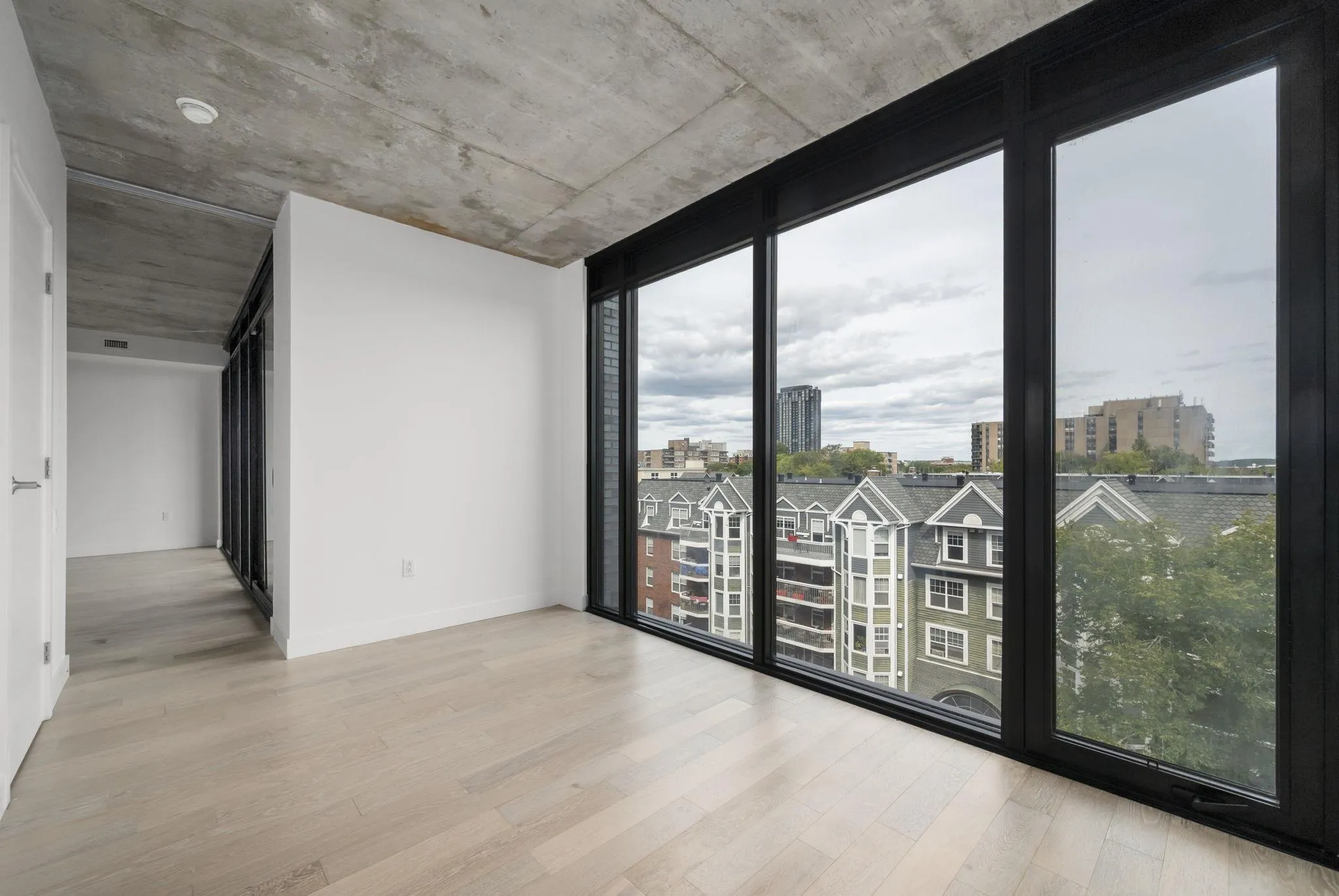 614-1048 Wellington Street, Halifax, NS B3H 2Z8, 2 Bedrooms Bedrooms, ,2 BathroomsBathrooms,Residential,For Sale,Wellington,202523055