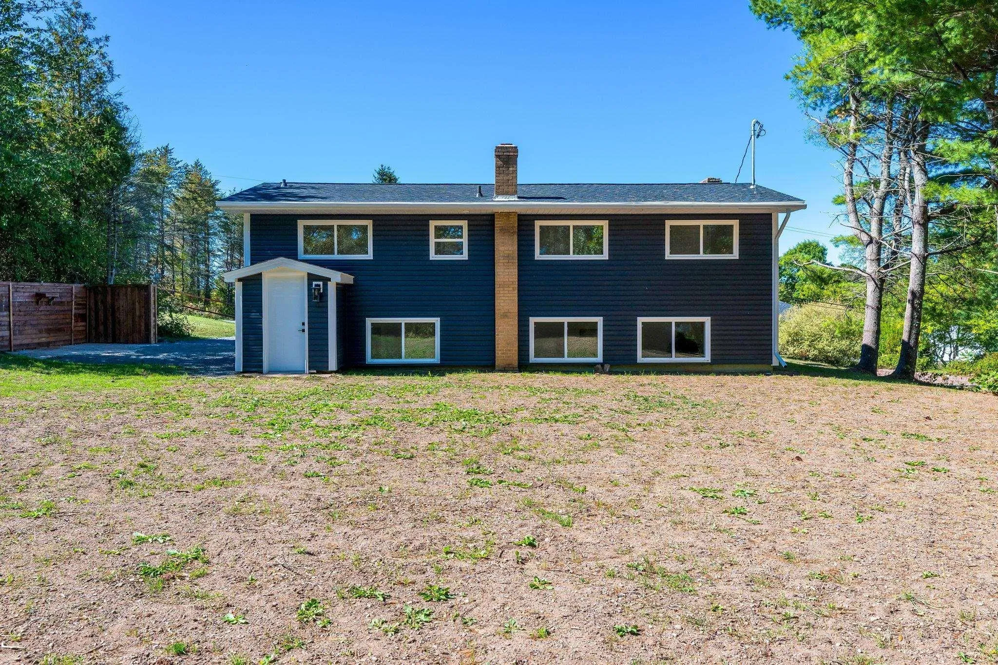 141 Campbell Avenue, Windsor, NS B0N 2T0, 3 Bedrooms Bedrooms, ,2 BathroomsBathrooms,Residential,For Sale,Campbell,202524183