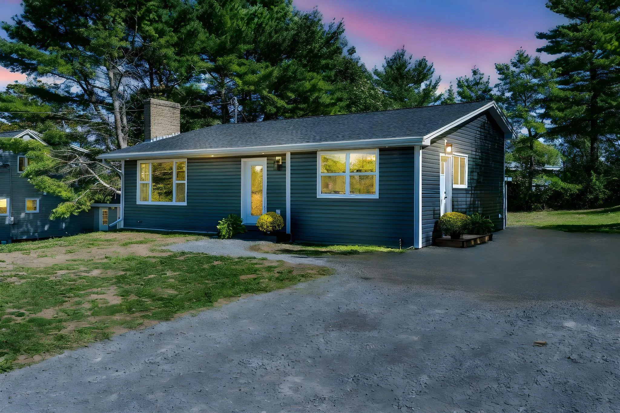 141 Campbell Avenue, Windsor, NS B0N 2T0, 3 Bedrooms Bedrooms, ,2 BathroomsBathrooms,Residential,For Sale,Campbell,202524183
