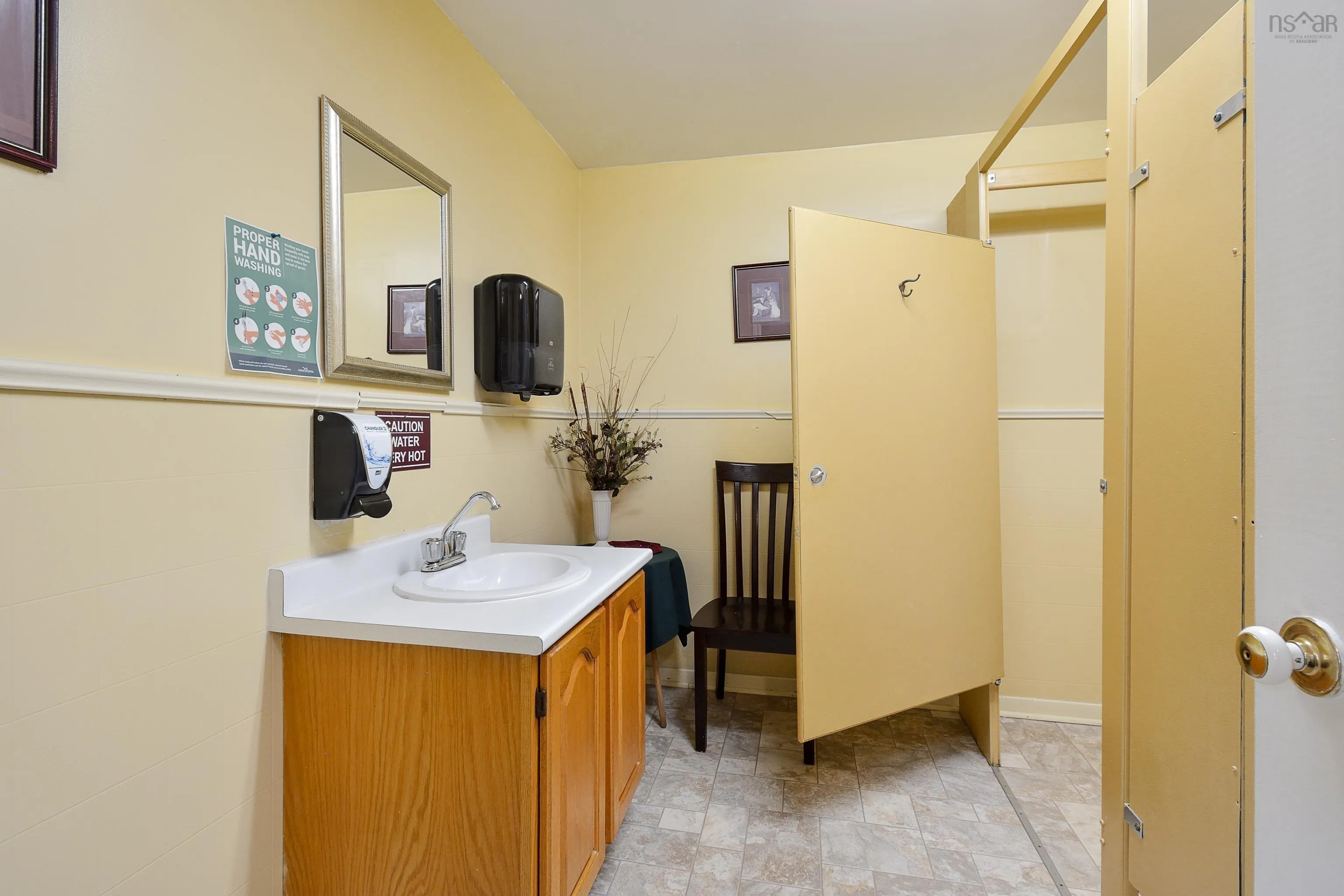 785 105 Highway, Boularderie East, NS B1X 1J6, 2 Bedrooms Bedrooms, ,3 BathroomsBathrooms,Residential,For Sale,105,202521229
