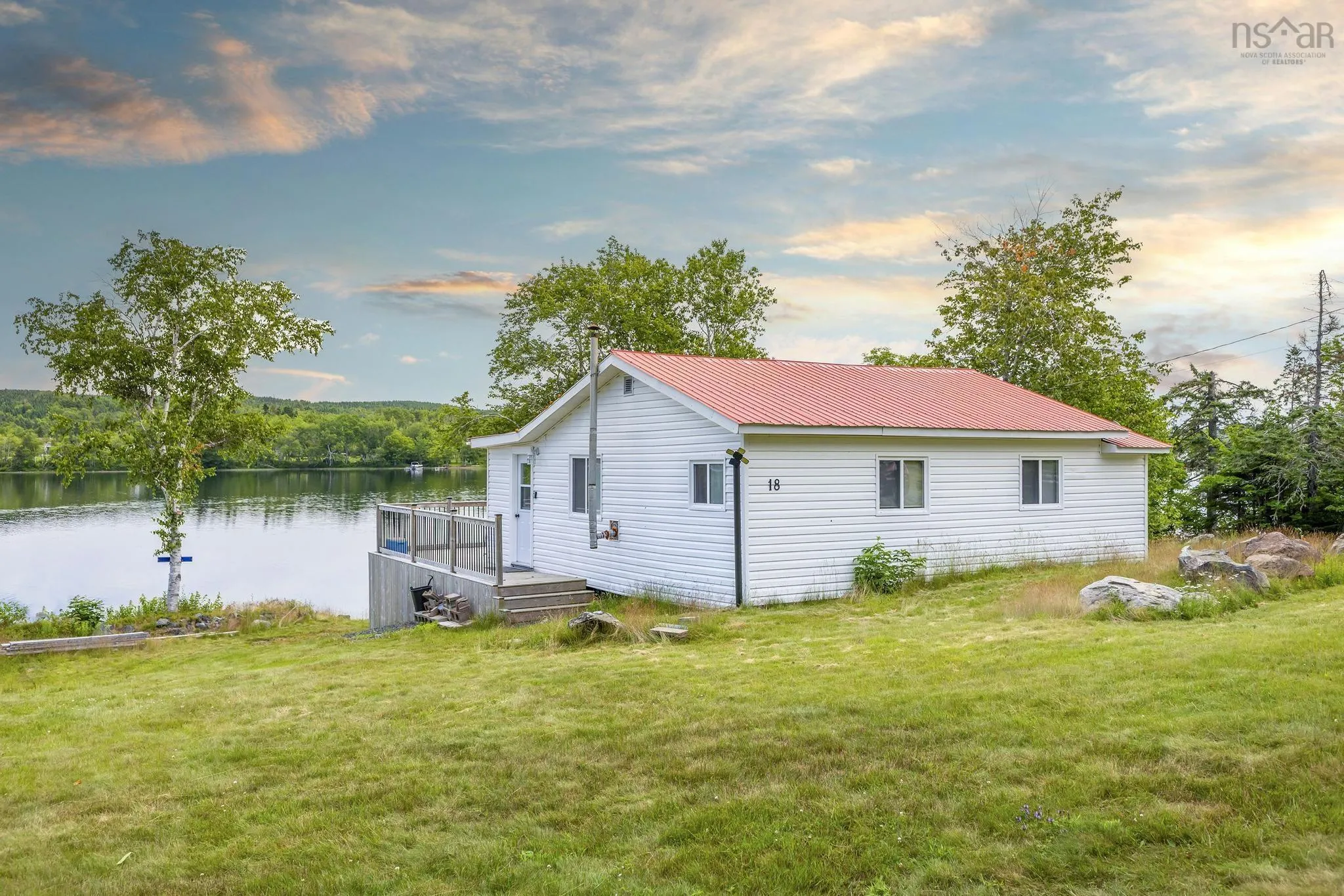 18 Fenwick Rd, Eden Lake, NS B2H 5C7, 2 Bedrooms Bedrooms, ,1 BathroomBathrooms,Residential,For Sale,Fenwick Rd,202517553