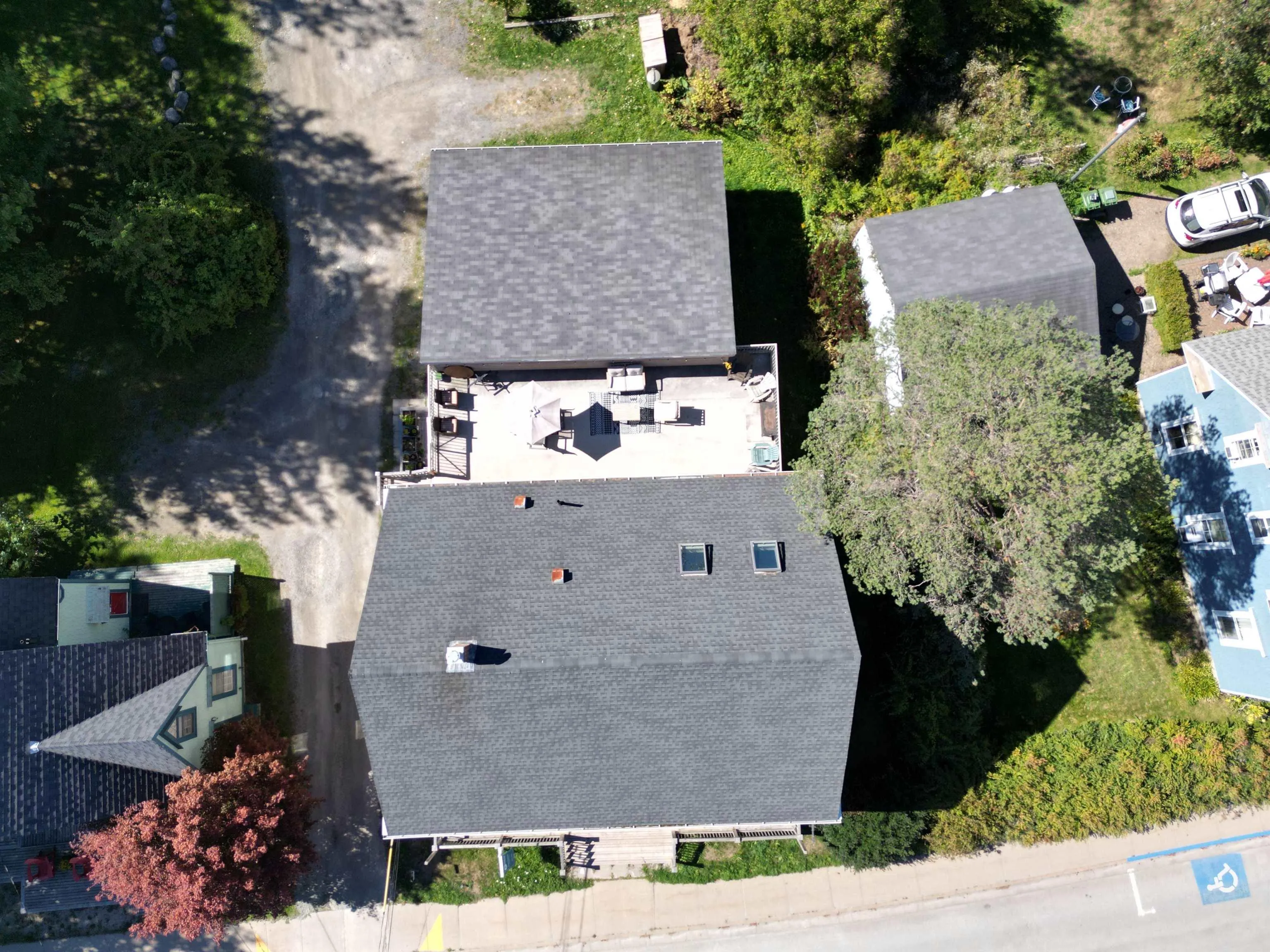 662 Main Street, Mahone Bay, NS B0J 2E0, 5 Bedrooms Bedrooms, ,Residential Income,For Sale,Main,202523964