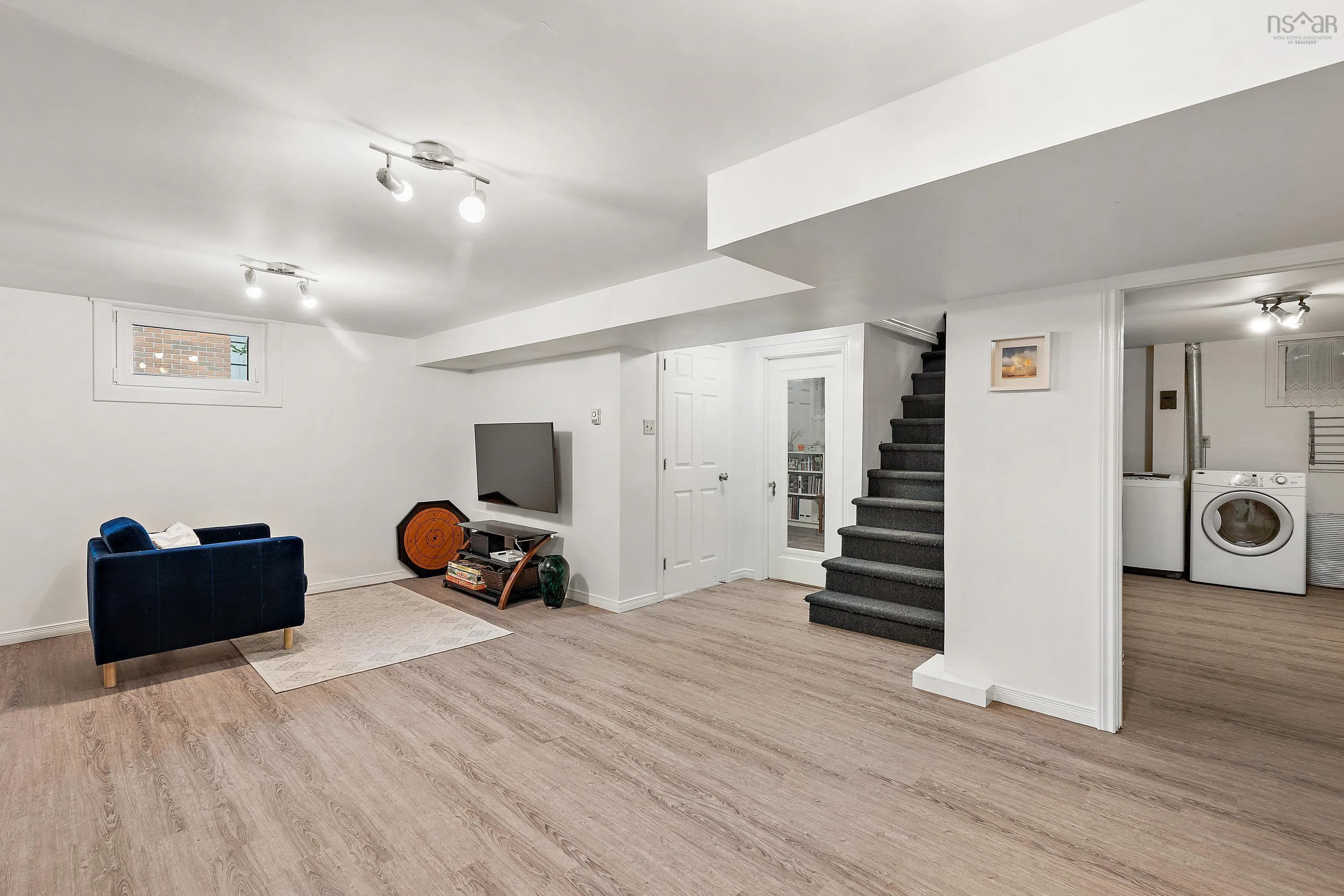 24 Canary Crescent, Halifax, NS B3M 1R1, 3 Bedrooms Bedrooms, ,2 BathroomsBathrooms,Residential,For Sale,Canary,202525505