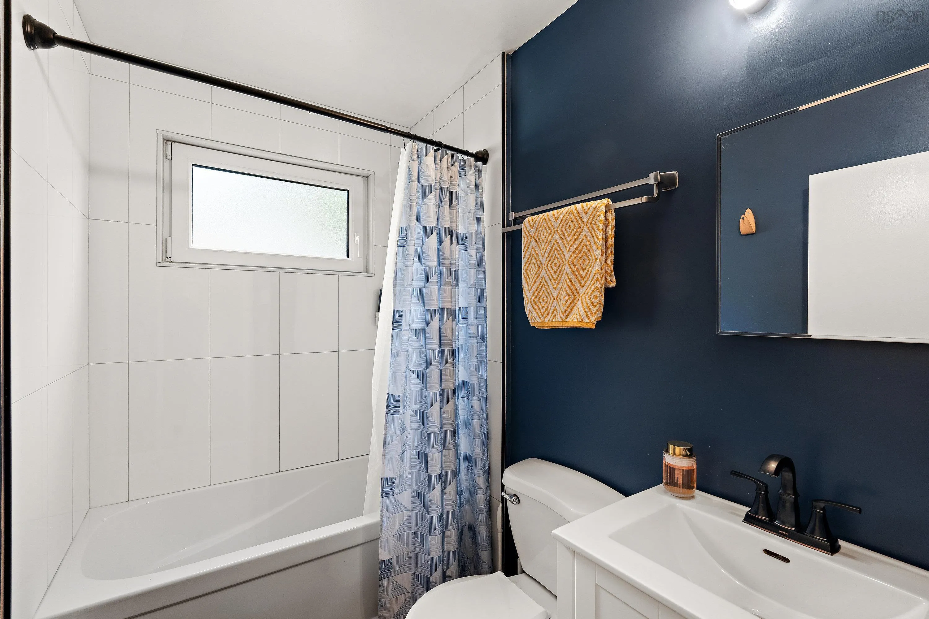 24 Canary Crescent, Halifax, NS B3M 1R1, 3 Bedrooms Bedrooms, ,2 BathroomsBathrooms,Residential,For Sale,Canary,202525505