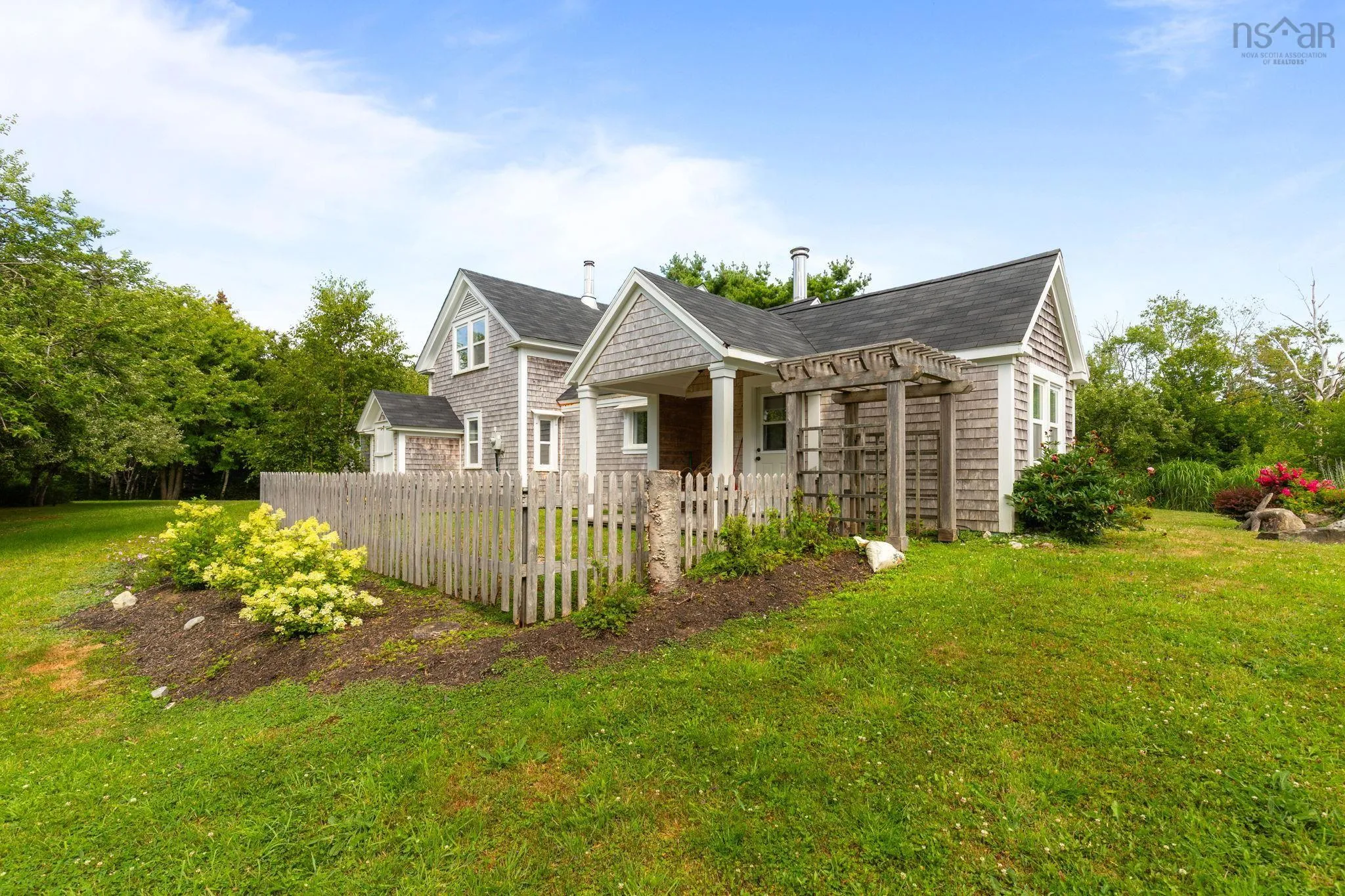 60 River Road, Port Lhebert, NS B0T 1V0, 5 Bedrooms Bedrooms, ,2 BathroomsBathrooms,Residential,For Sale,River,202520269