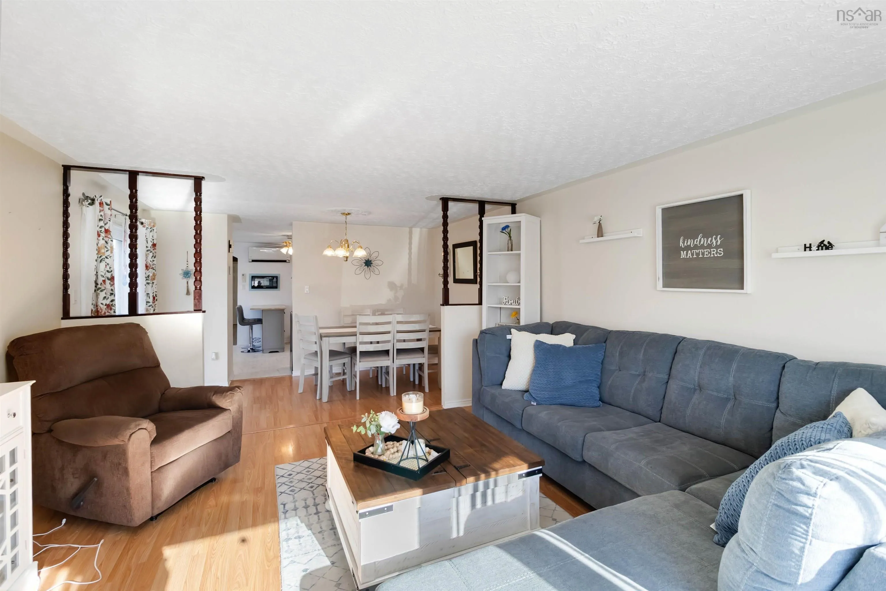 15 Florence Avenue, Dartmouth, NS B2Y 2A4, 2 Bedrooms Bedrooms, ,1 BathroomBathrooms,Residential,For Sale,Avenue,202524264