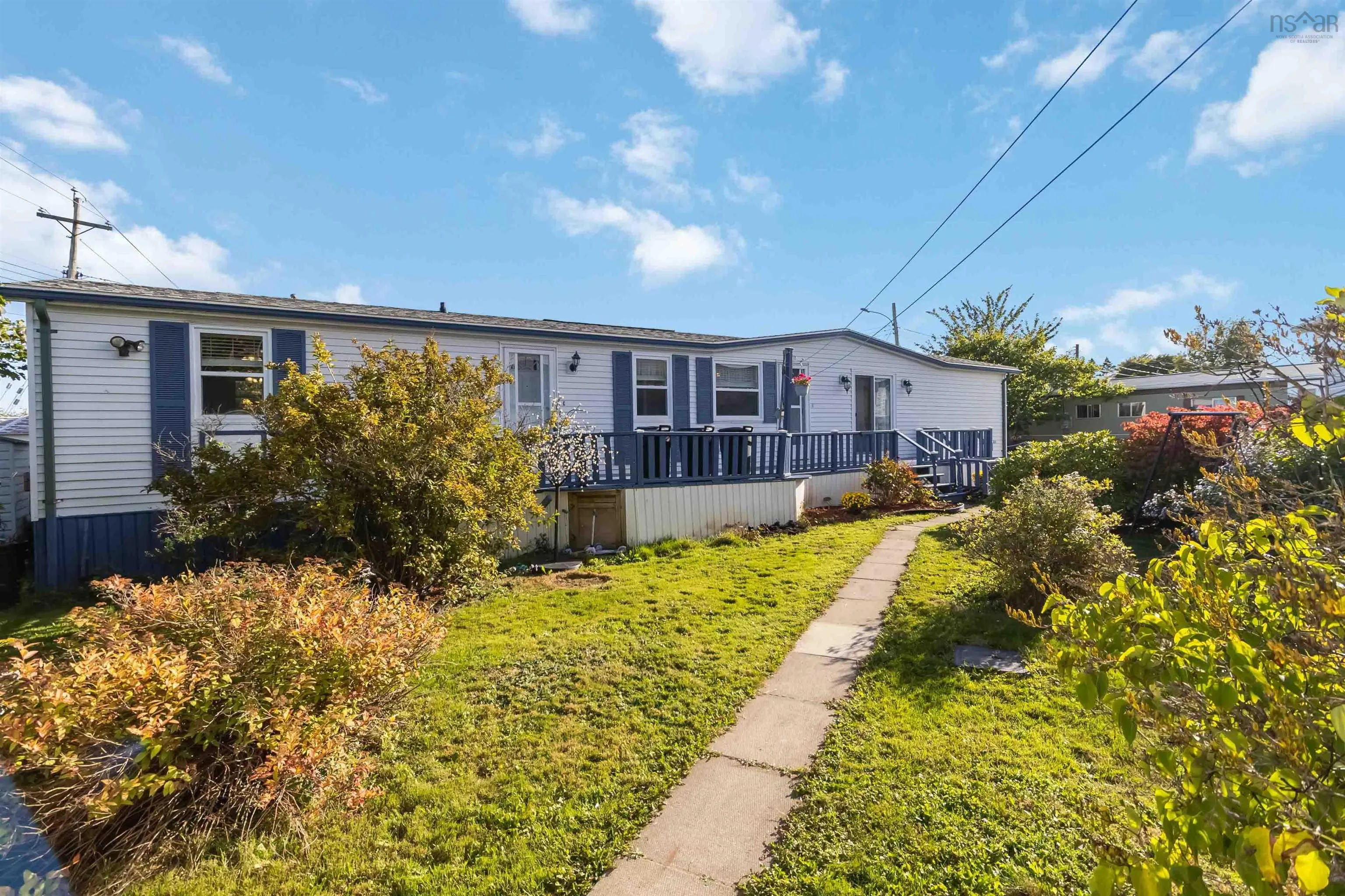 15 Florence Avenue, Dartmouth, NS B2Y 2A4, 2 Bedrooms Bedrooms, ,1 BathroomBathrooms,Residential,For Sale,Avenue,202524264