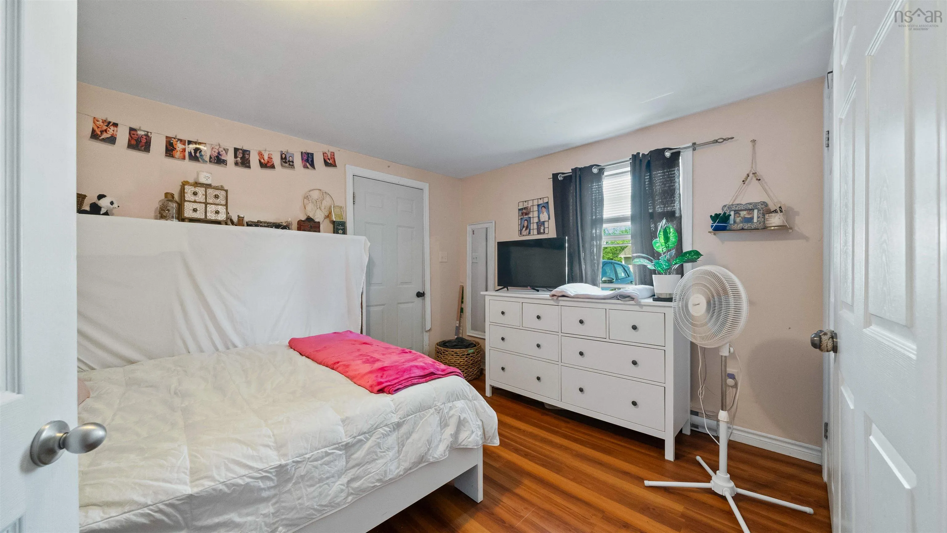 246 Arklow Drive, Dartmouth, NS B2W 4R6, 5 Bedrooms Bedrooms, ,3 BathroomsBathrooms,Residential,For Sale,Arklow,202519060