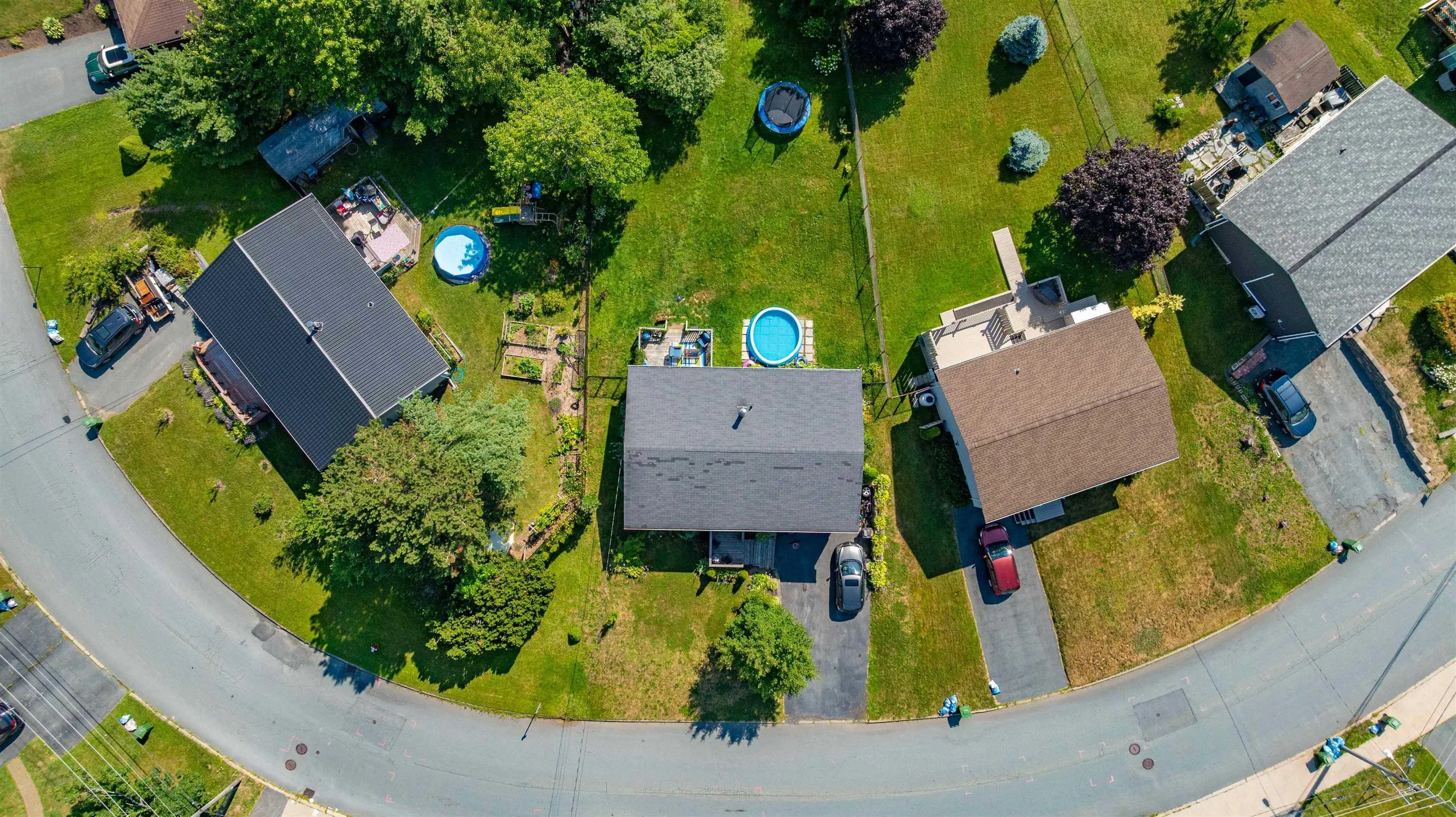 246 Arklow Drive, Dartmouth, NS B2W 4R6, 5 Bedrooms Bedrooms, ,3 BathroomsBathrooms,Residential,For Sale,Arklow,202519060