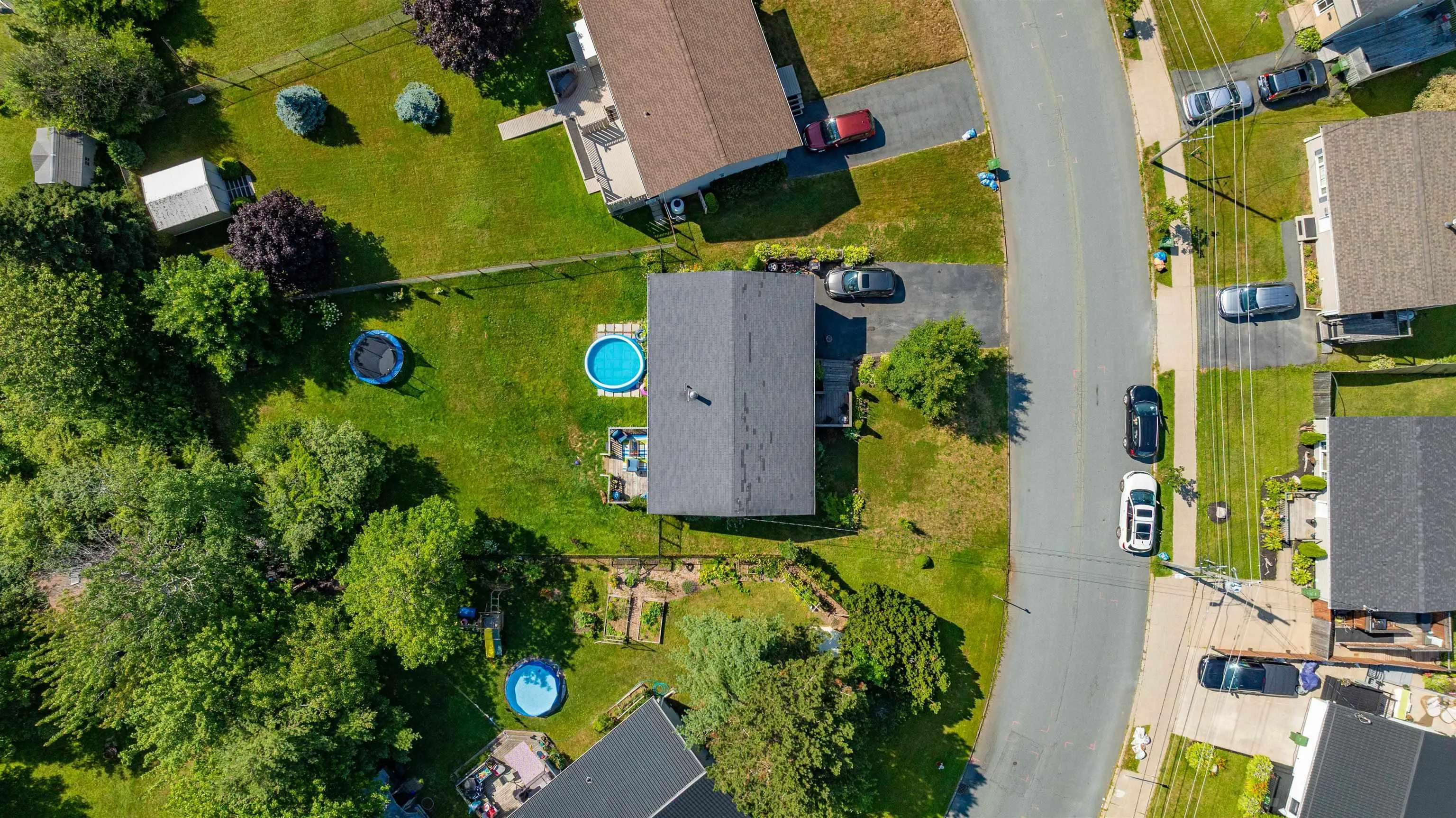 246 Arklow Drive, Dartmouth, NS B2W 4R6, 5 Bedrooms Bedrooms, ,3 BathroomsBathrooms,Residential,For Sale,Arklow,202519060
