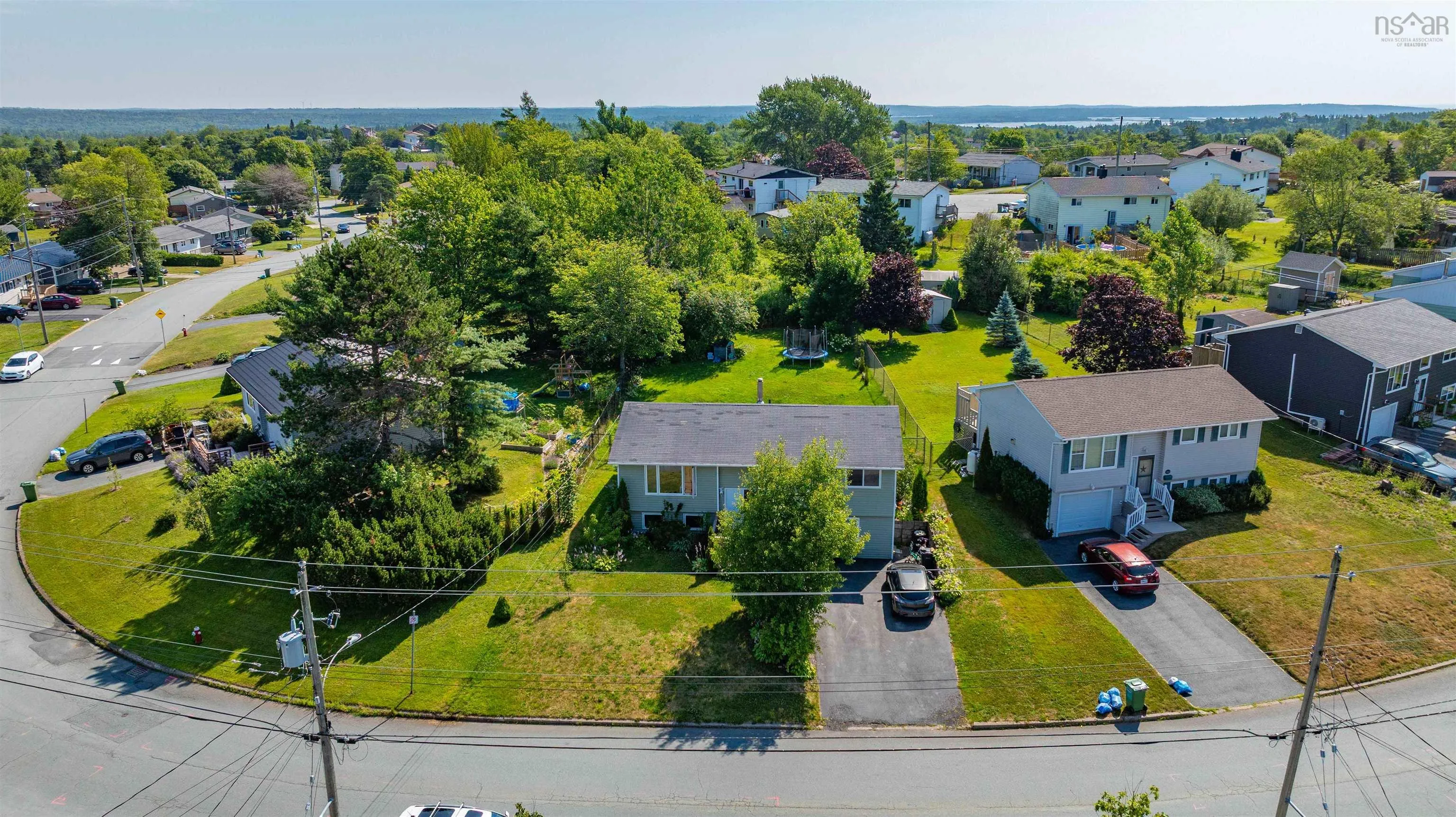 246 Arklow Drive, Dartmouth, NS B2W 4R6, 5 Bedrooms Bedrooms, ,3 BathroomsBathrooms,Residential,For Sale,Arklow,202519060