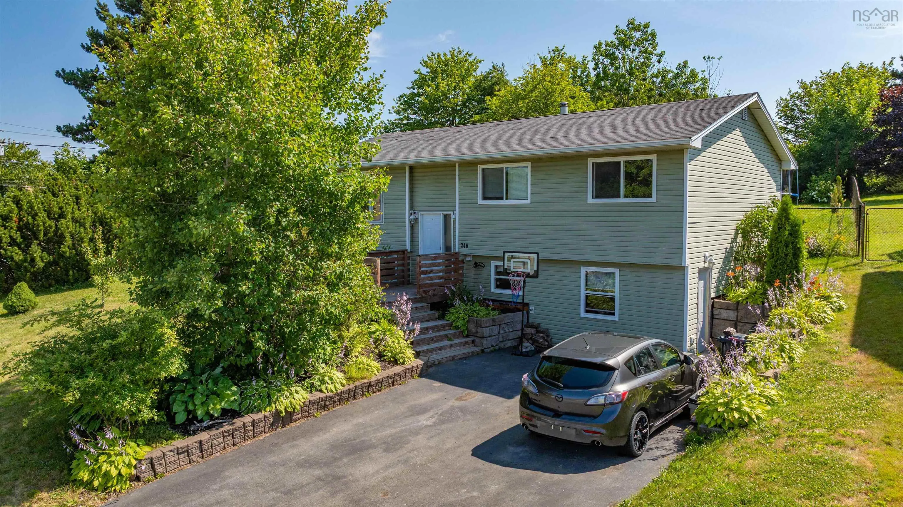 246 Arklow Drive, Dartmouth, NS B2W 4R6, 5 Bedrooms Bedrooms, ,3 BathroomsBathrooms,Residential,For Sale,Arklow,202519060