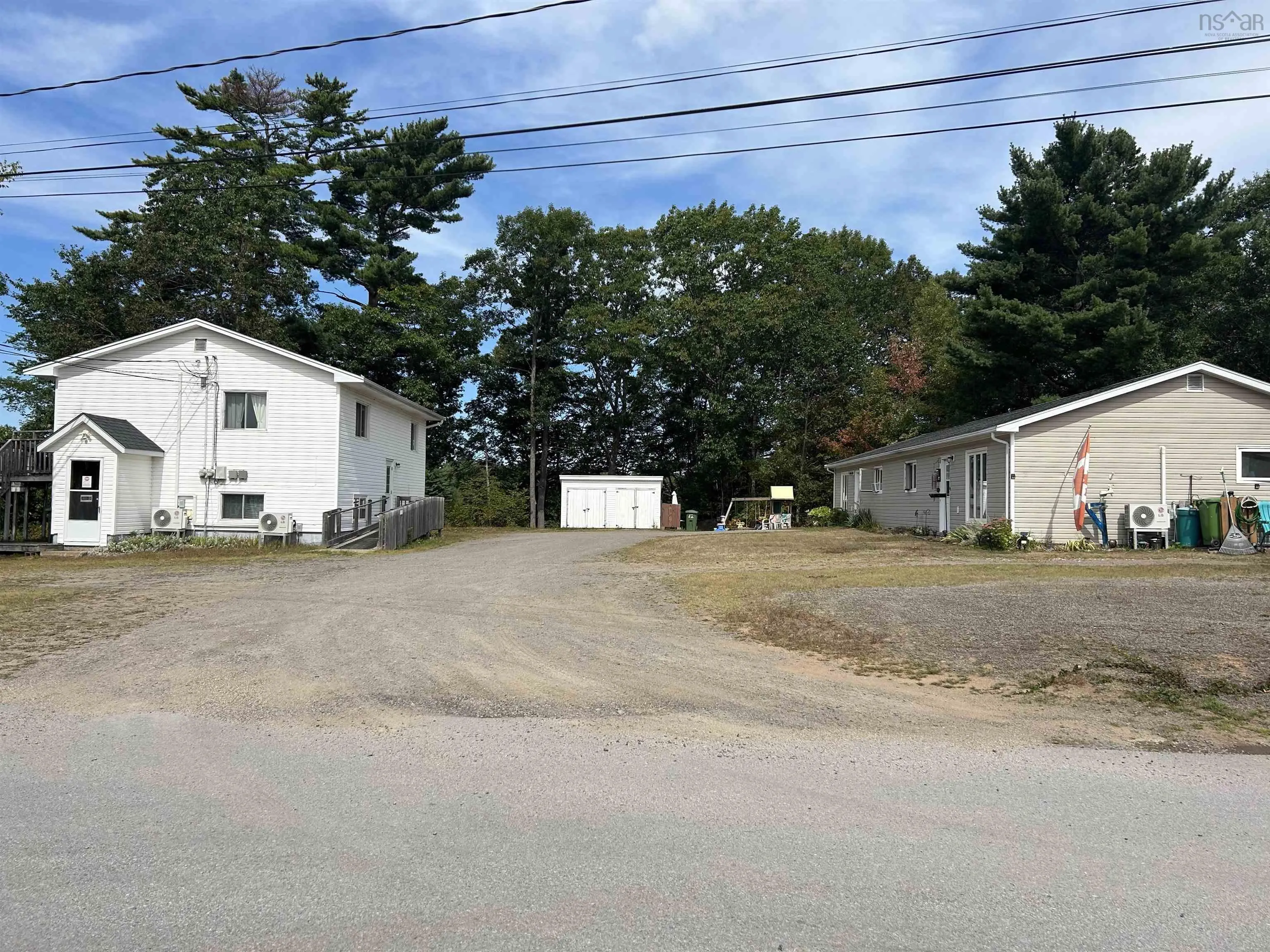 589 Sampson Drive, Greenwood, NS B0P 1R0, 8 Bedrooms Bedrooms, ,Residential Income,For Sale,Sampson,202523083