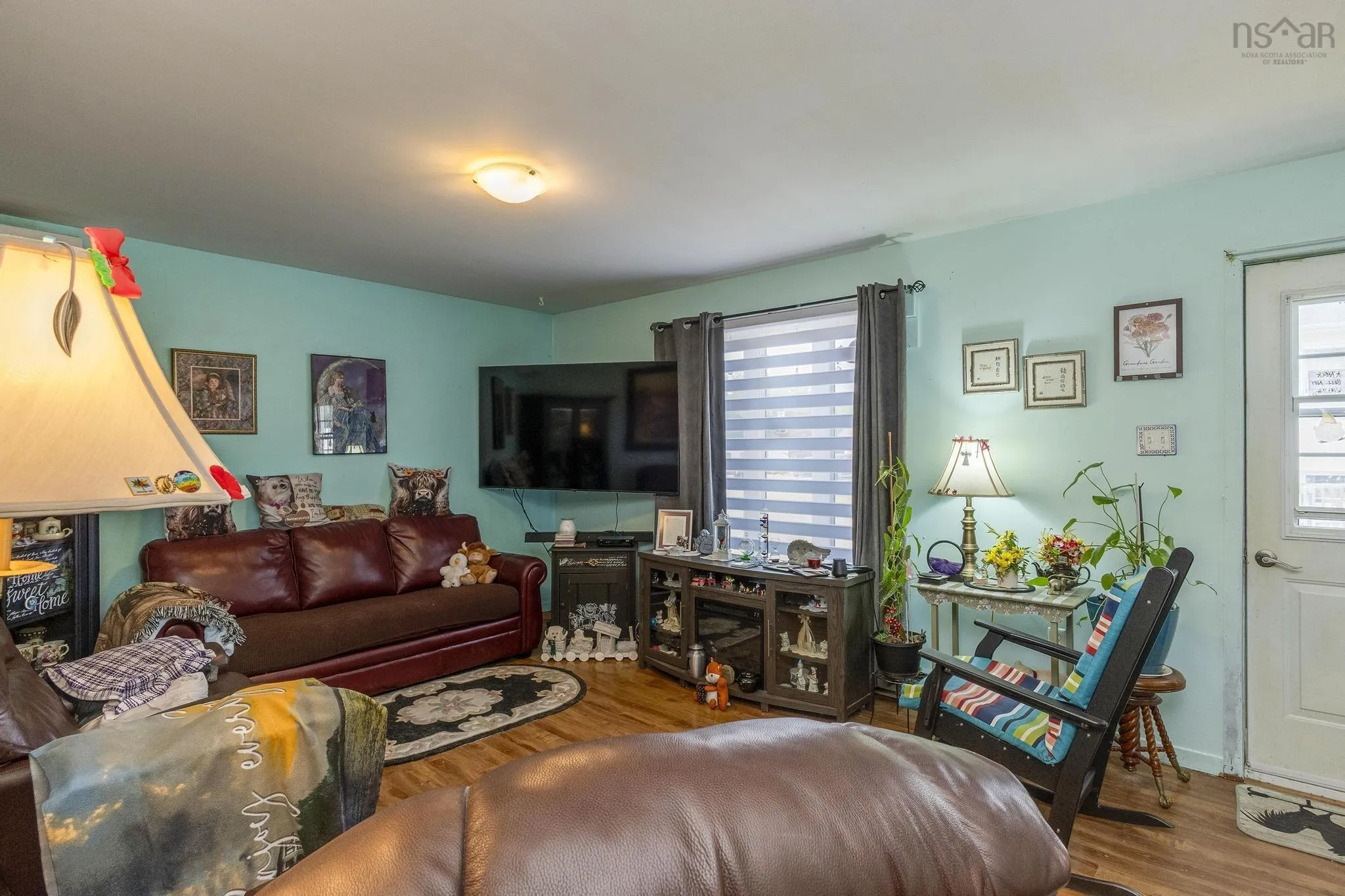 589 Sampson Drive, Greenwood, NS B0P 1R0, 8 Bedrooms Bedrooms, ,Residential Income,For Sale,Sampson,202523083