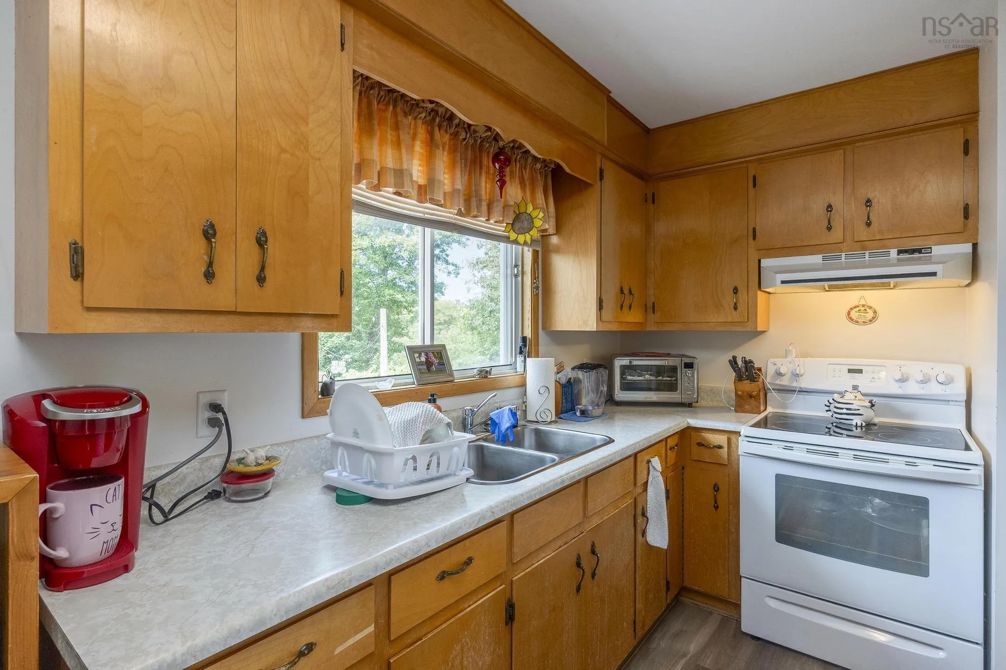 589 Sampson Drive, Greenwood, NS B0P 1R0, 8 Bedrooms Bedrooms, ,Residential Income,For Sale,Sampson,202523083