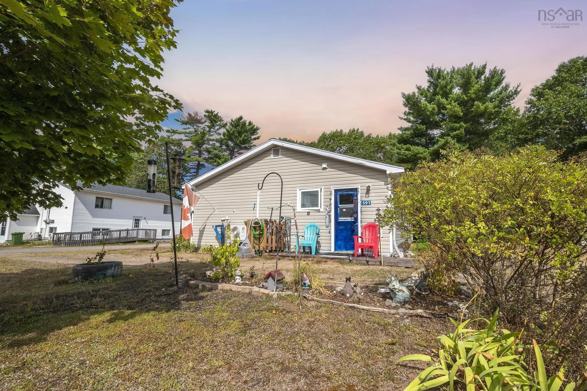 589 Sampson Drive, Greenwood, NS B0P 1R0, 8 Bedrooms Bedrooms, ,Residential Income,For Sale,Sampson,202523083