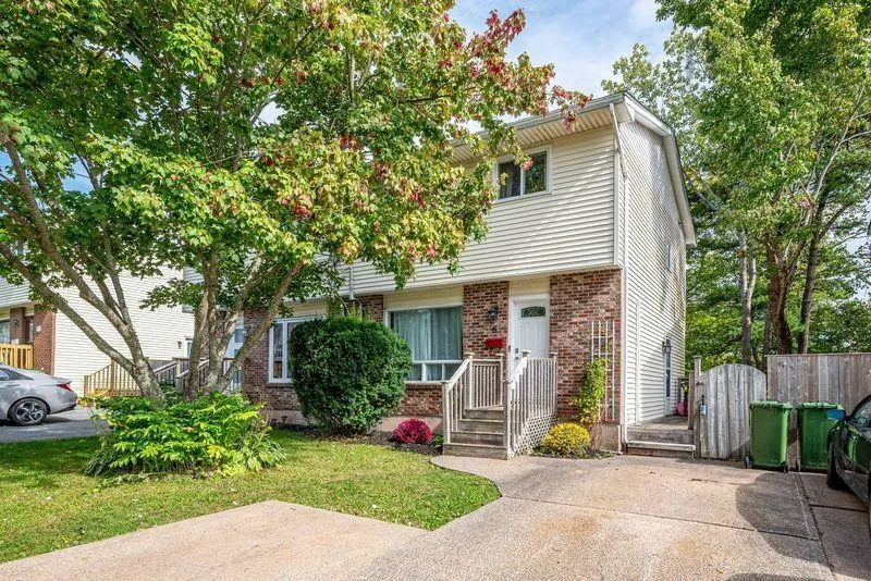6 Valkyrie Crescent, Dartmouth, NS B2W 5B6, 3 Bedrooms Bedrooms, ,2 BathroomsBathrooms,Residential,For Sale,Valkyrie,202524830