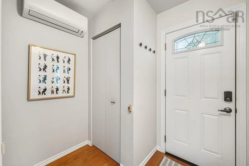 6 Valkyrie Crescent, Dartmouth, NS B2W 5B6, 3 Bedrooms Bedrooms, ,2 BathroomsBathrooms,Residential,For Sale,Valkyrie,202524830