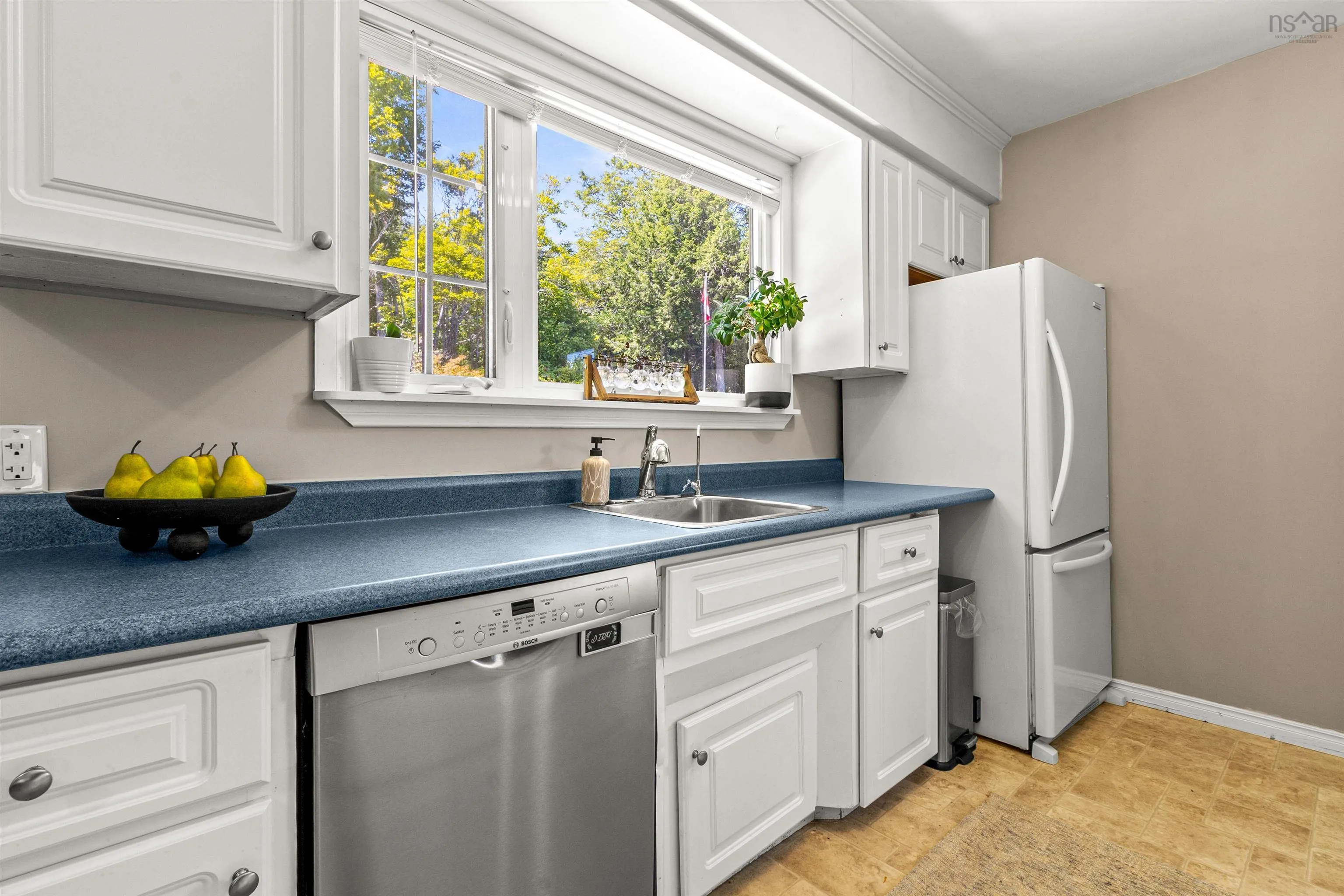 3131 Highway 7, Lake Echo, NS B3E 1B2, 3 Bedrooms Bedrooms, ,2 BathroomsBathrooms,Residential,For Sale,Highway 7,202519979