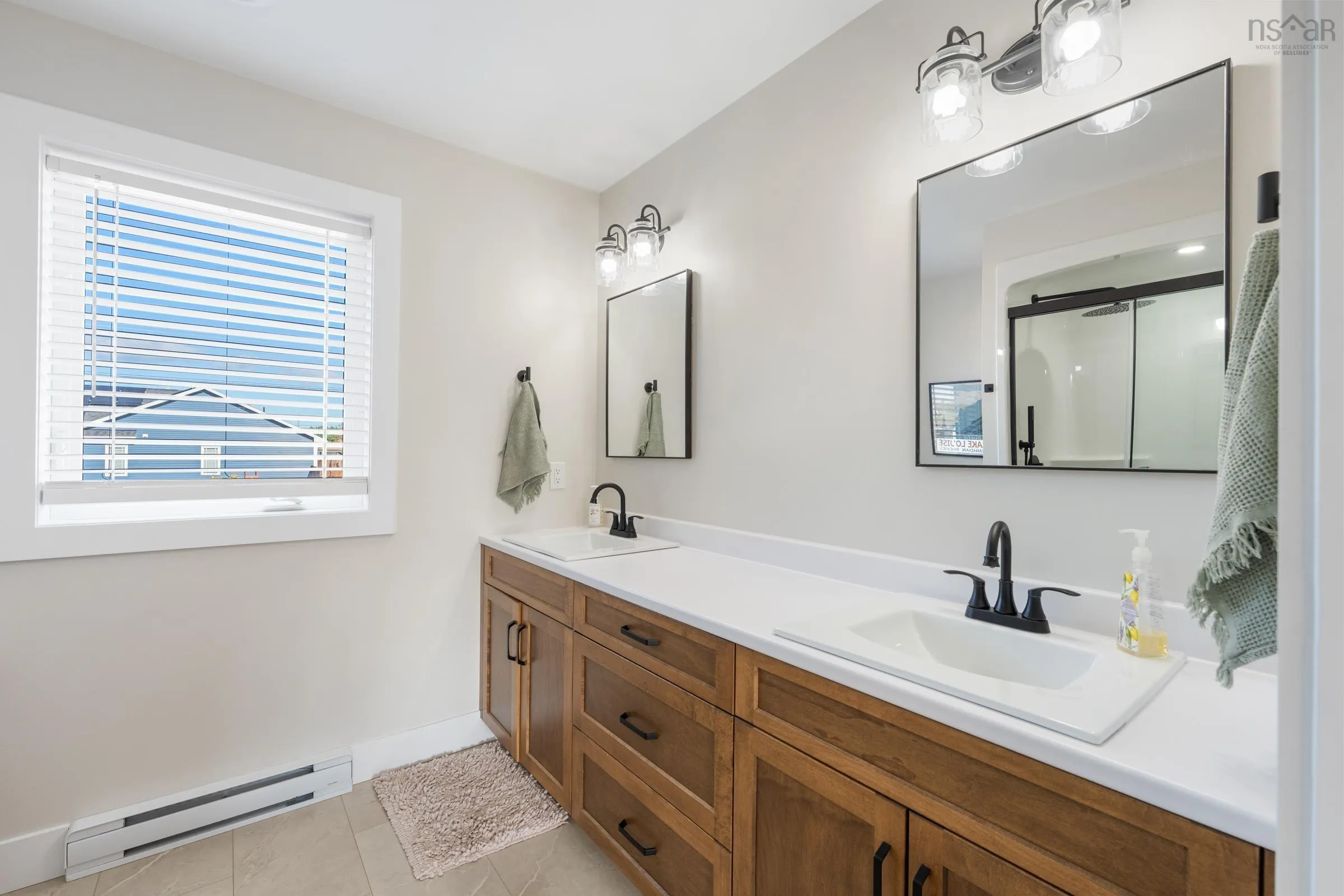 4 Acorn Lane, Kingston, NS B0P 1R0, 5 Bedrooms Bedrooms, ,2 BathroomsBathrooms,Residential,For Sale,Acorn,202525598