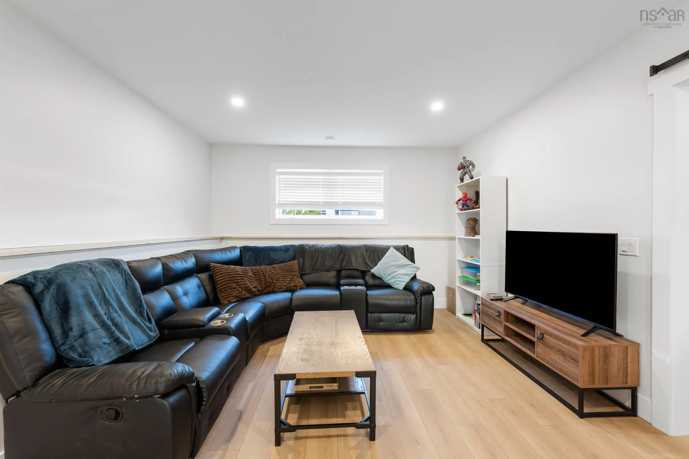 4 Acorn Lane, Kingston, NS B0P 1R0, 5 Bedrooms Bedrooms, ,2 BathroomsBathrooms,Residential,For Sale,Acorn,202525598