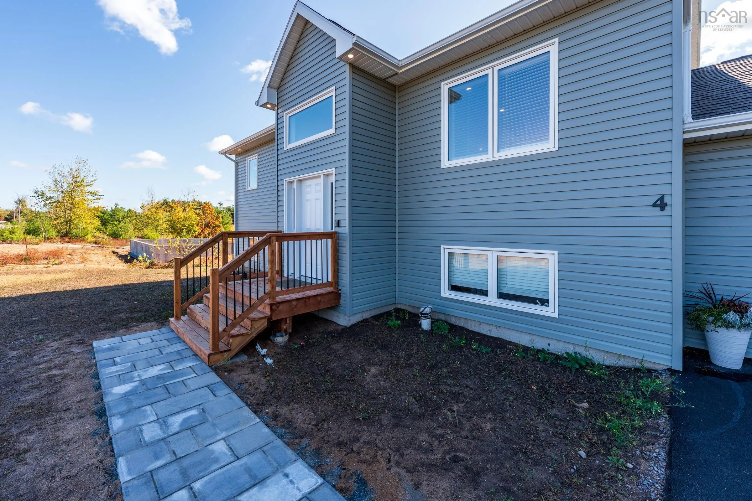 4 Acorn Lane, Kingston, NS B0P 1R0, 5 Bedrooms Bedrooms, ,2 BathroomsBathrooms,Residential,For Sale,Acorn,202525598