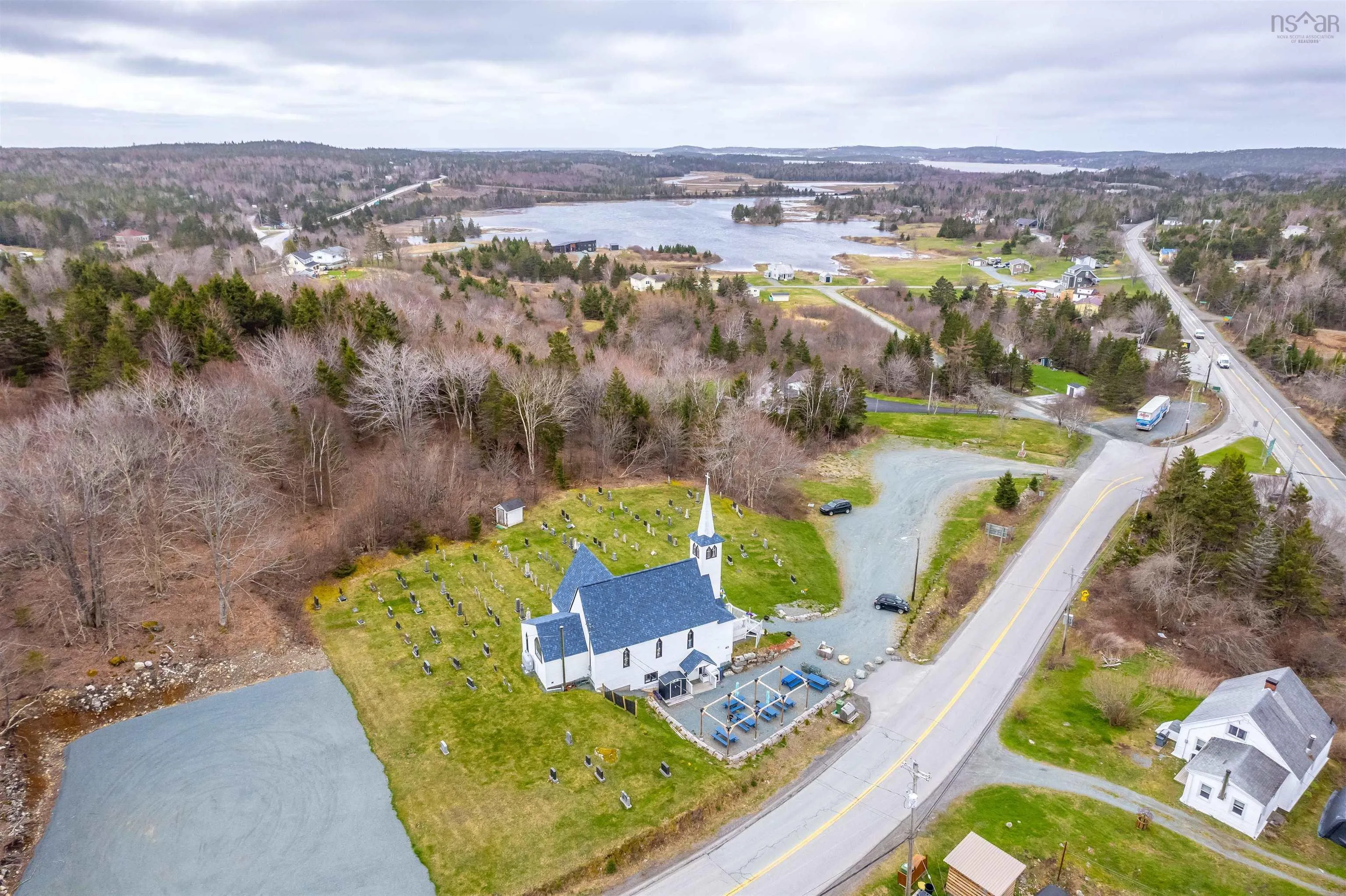 40 East Chezzetcook Road, Head Of Chezzetcook Ns B0j 2l0, ,2 BathroomsBathrooms,Residential,For Sale,East Chezzetcook,202503585