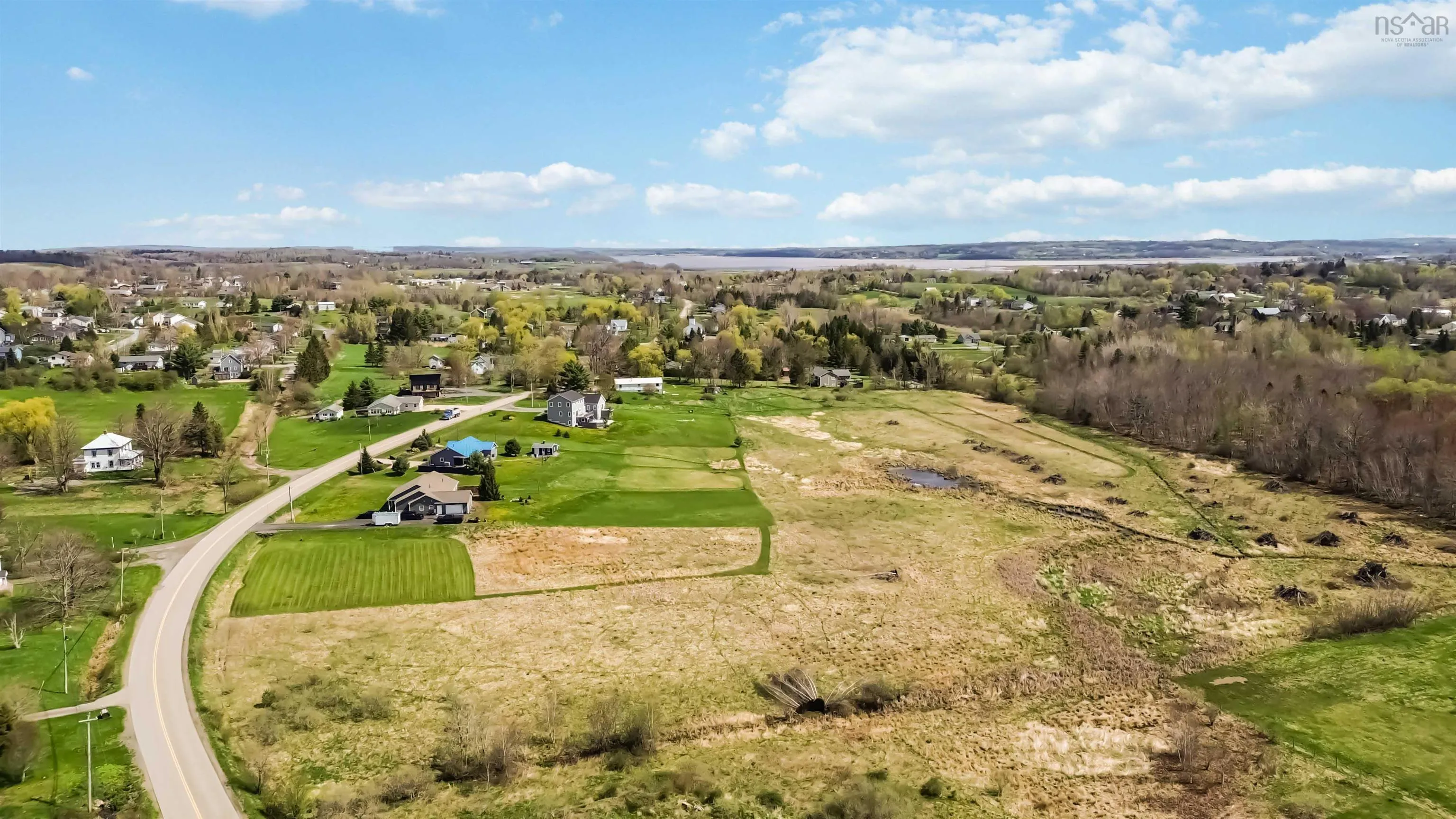 11 Acres - Falmouth Dyke Road, Falmouth, NS B0P 1P0, ,Land,For Sale,11 Acres - Falmouth Dyke,202512785