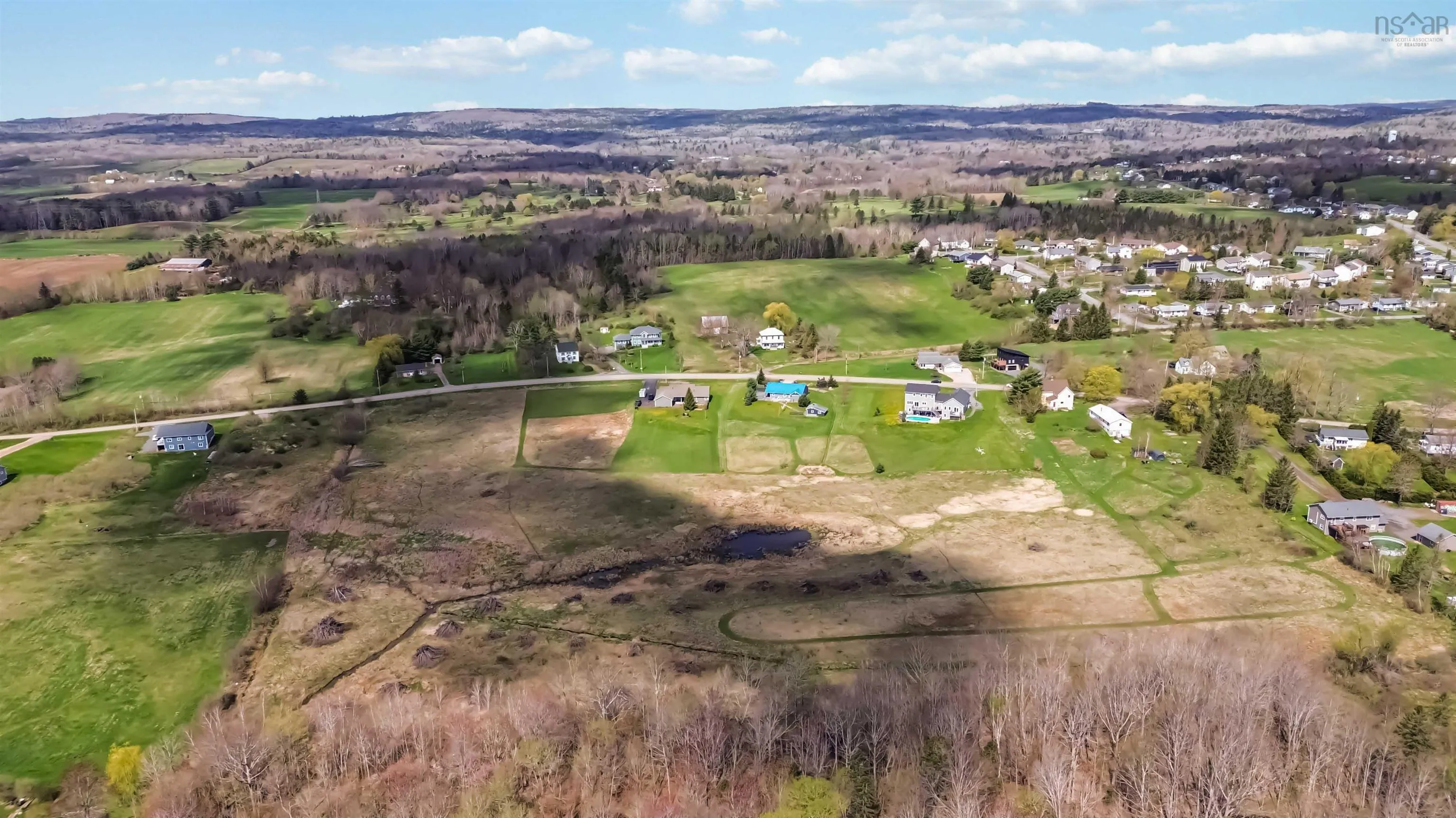 11 Acres - Falmouth Dyke Road, Falmouth, NS B0P 1P0, ,Land,For Sale,11 Acres - Falmouth Dyke,202512785