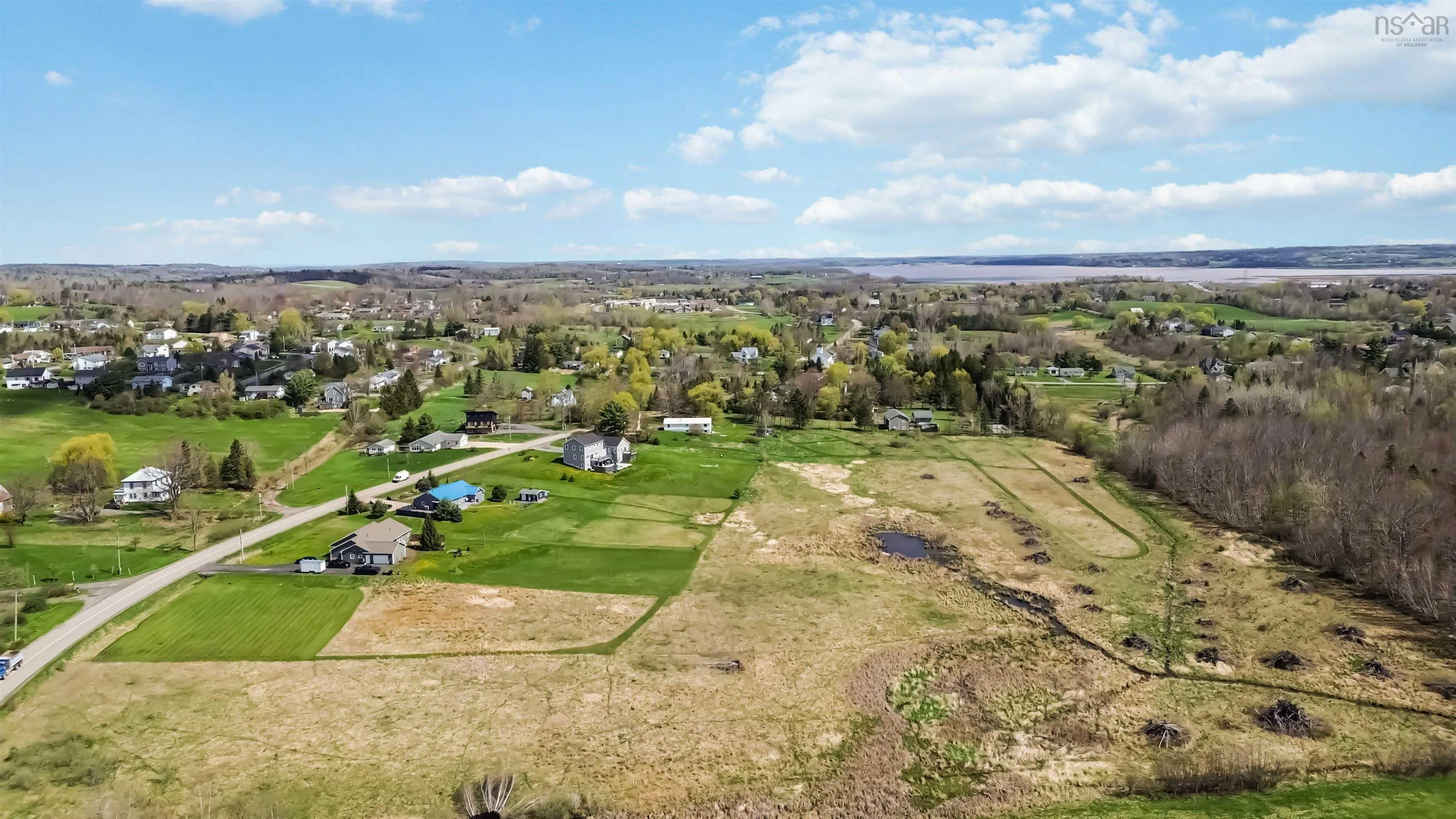 11 Acres - Falmouth Dyke Road, Falmouth, NS B0P 1P0, ,Land,For Sale,11 Acres - Falmouth Dyke,202512785