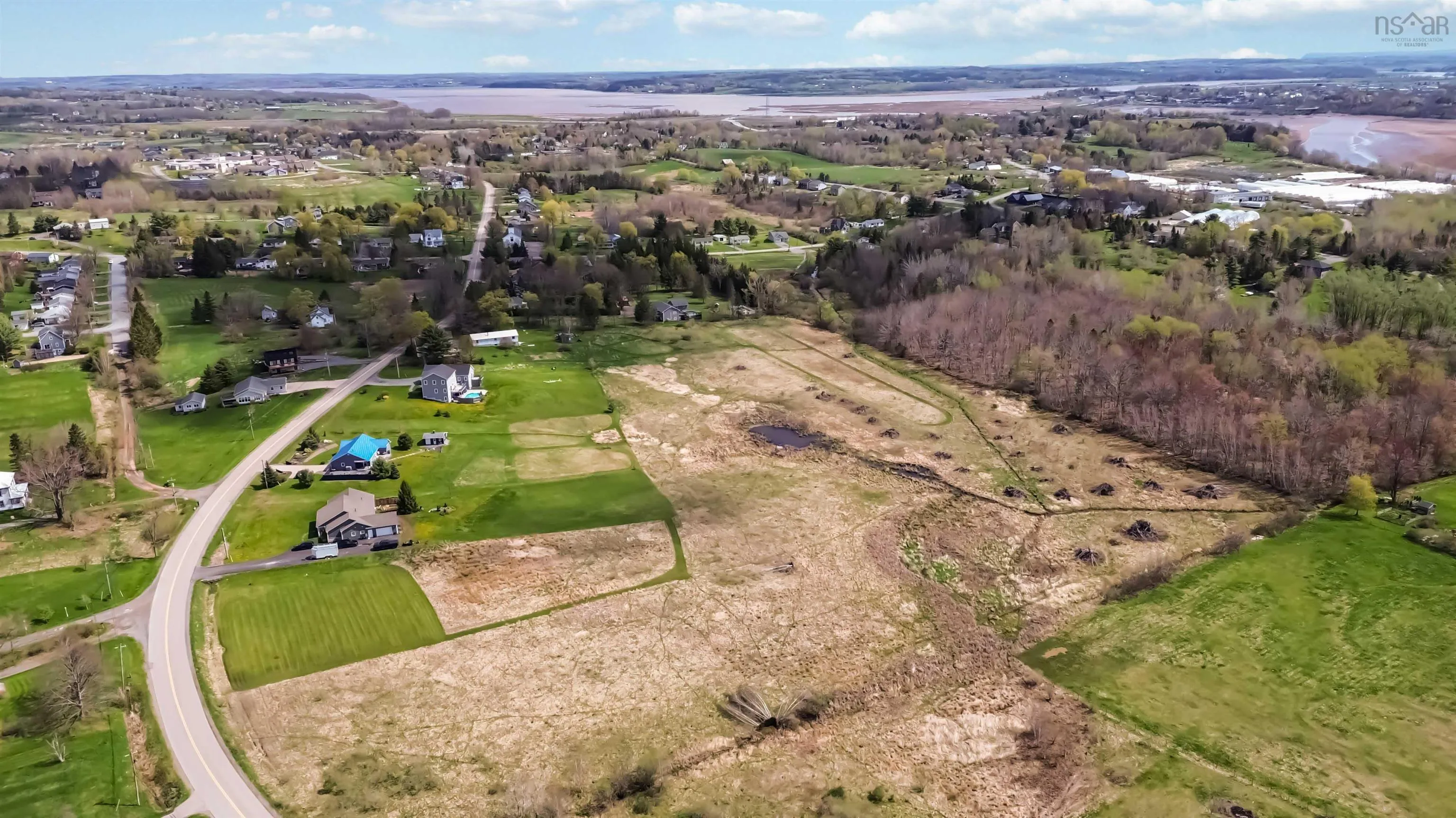 11 Acres - Falmouth Dyke Road, Falmouth, NS B0P 1P0, ,Land,For Sale,11 Acres - Falmouth Dyke,202512785