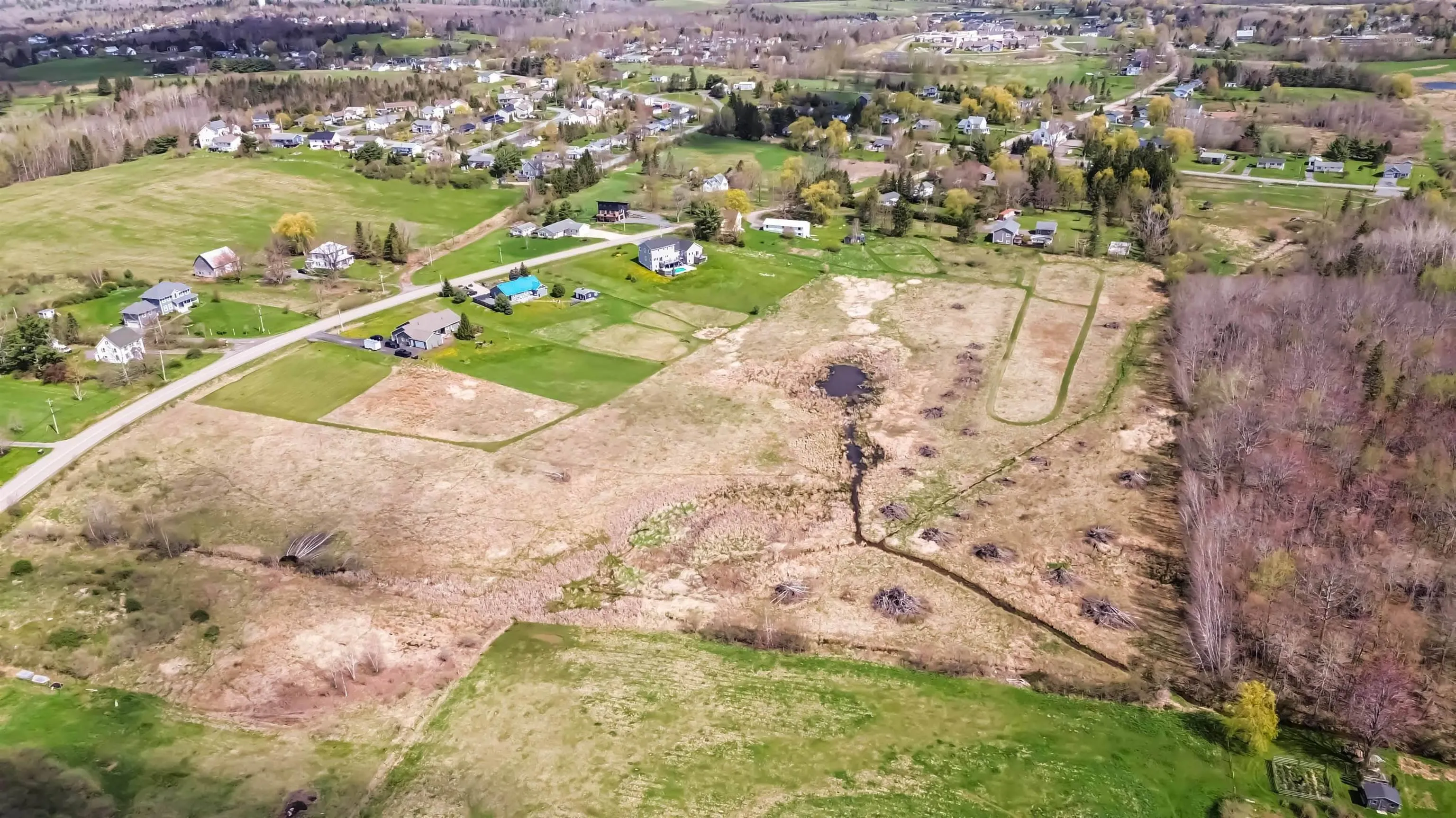 11 Acres - Falmouth Dyke Road, Falmouth, NS B0P 1P0, ,Land,For Sale,11 Acres - Falmouth Dyke,202512785