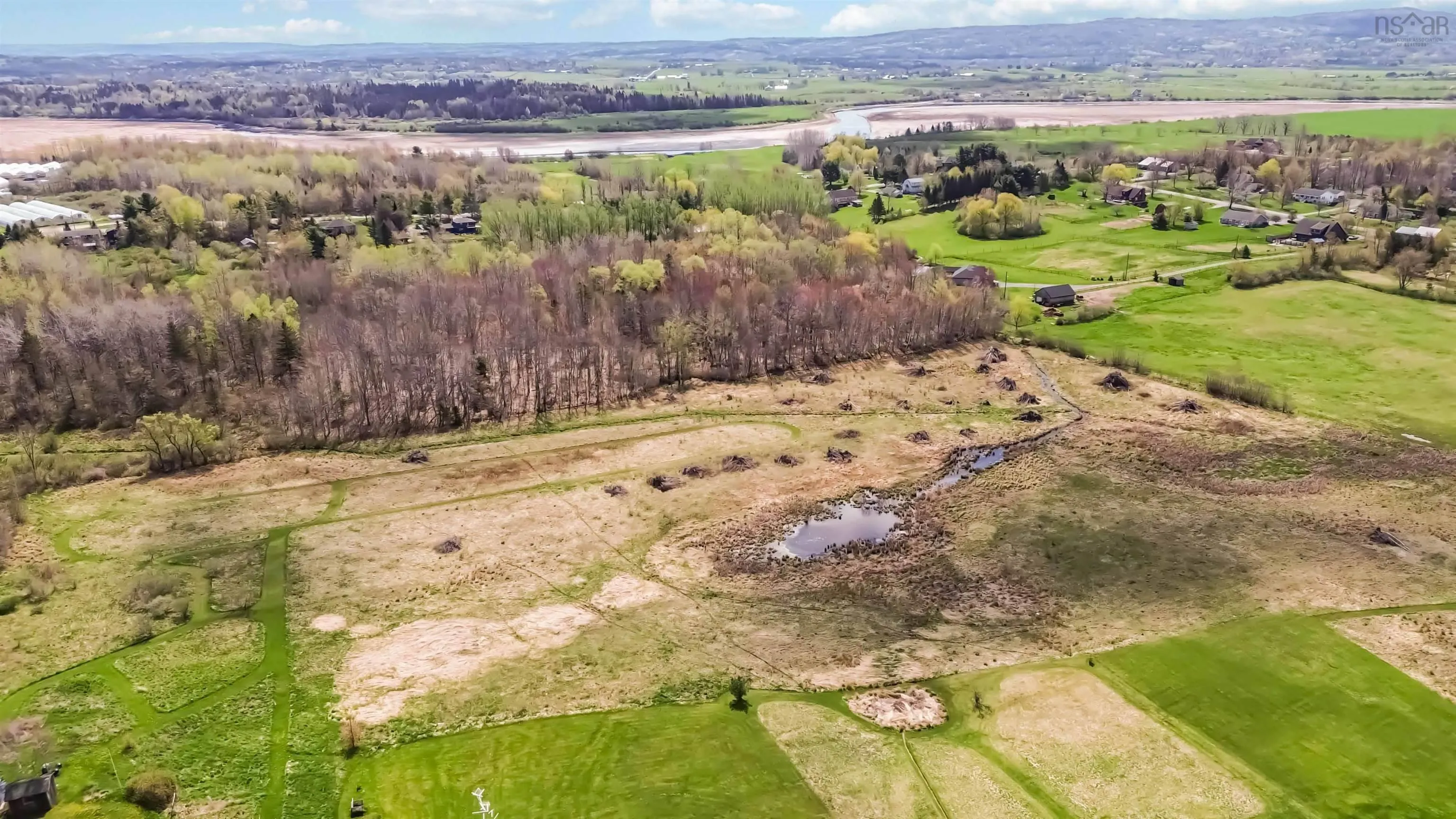 11 Acres - Falmouth Dyke Road, Falmouth, NS B0P 1P0, ,Land,For Sale,11 Acres - Falmouth Dyke,202512785