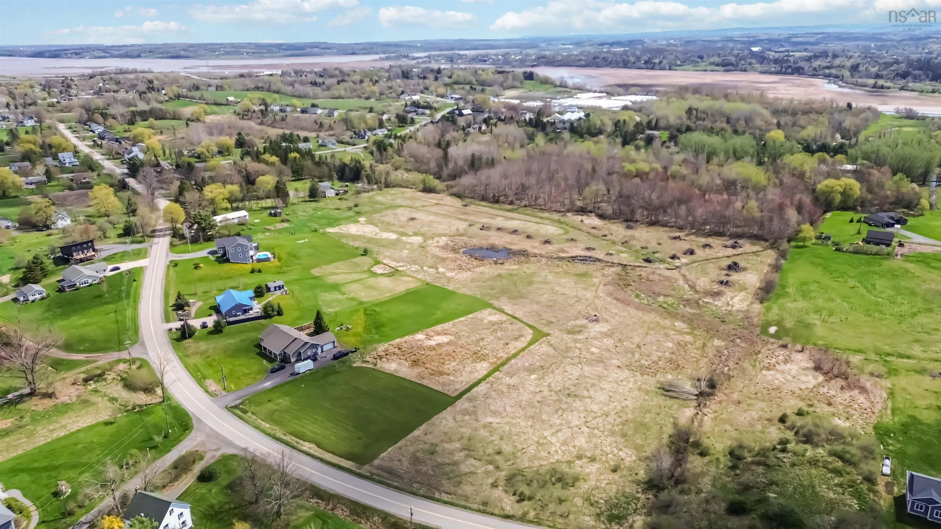 11 Acres - Falmouth Dyke Road, Falmouth, NS B0P 1P0, ,Land,For Sale,11 Acres - Falmouth Dyke,202512785